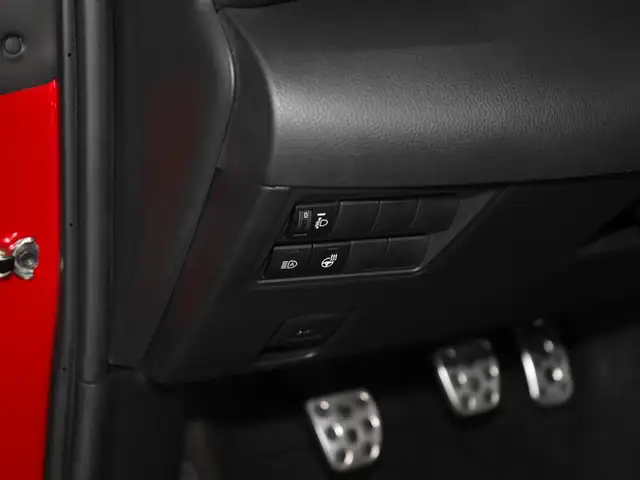 Toyota Yaris view 14