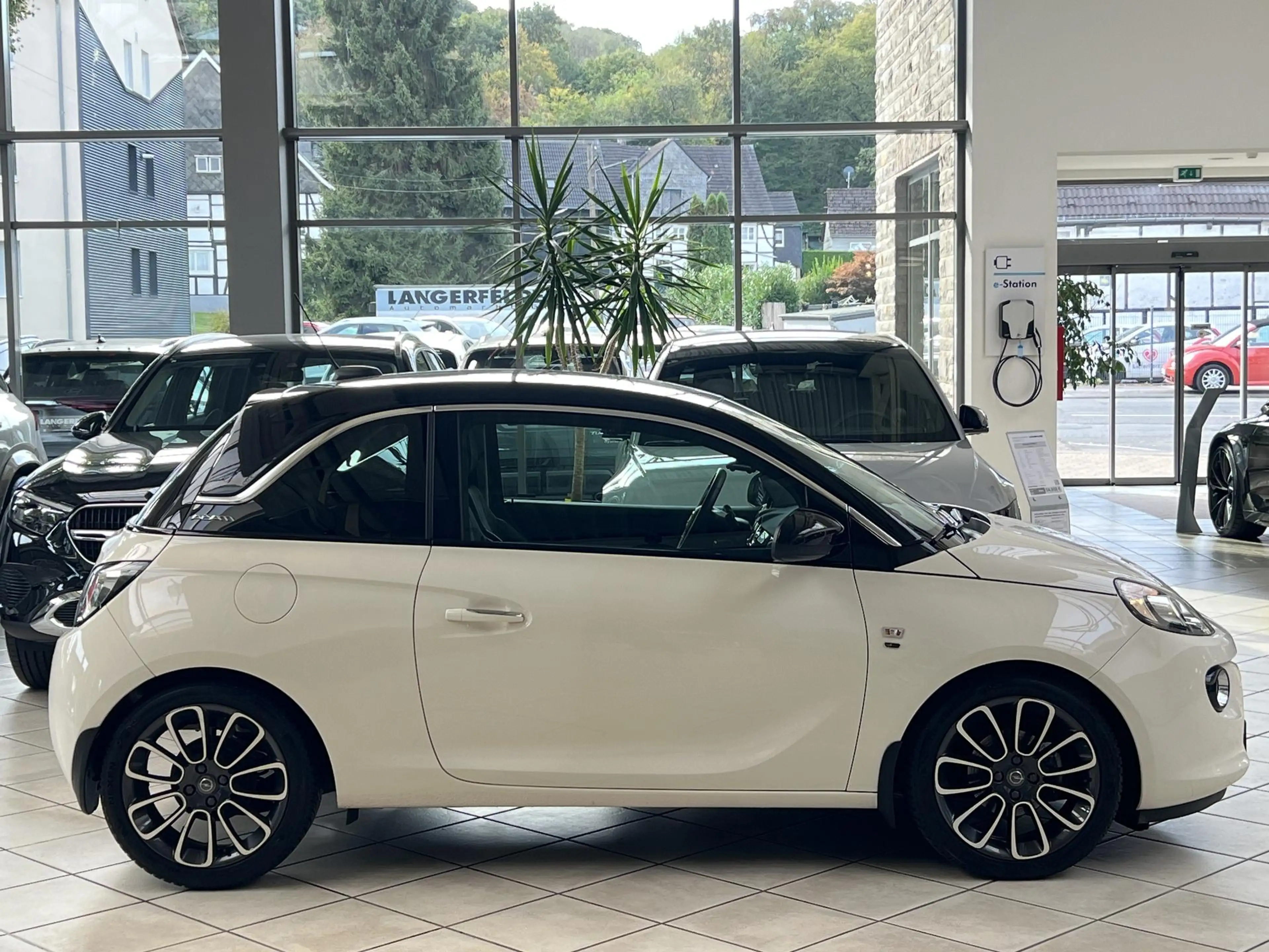Opel Adam Adam 1.4 WENIG-KM|SCHECKHEFT|ALLWETTER|CARPLAY — photo 2