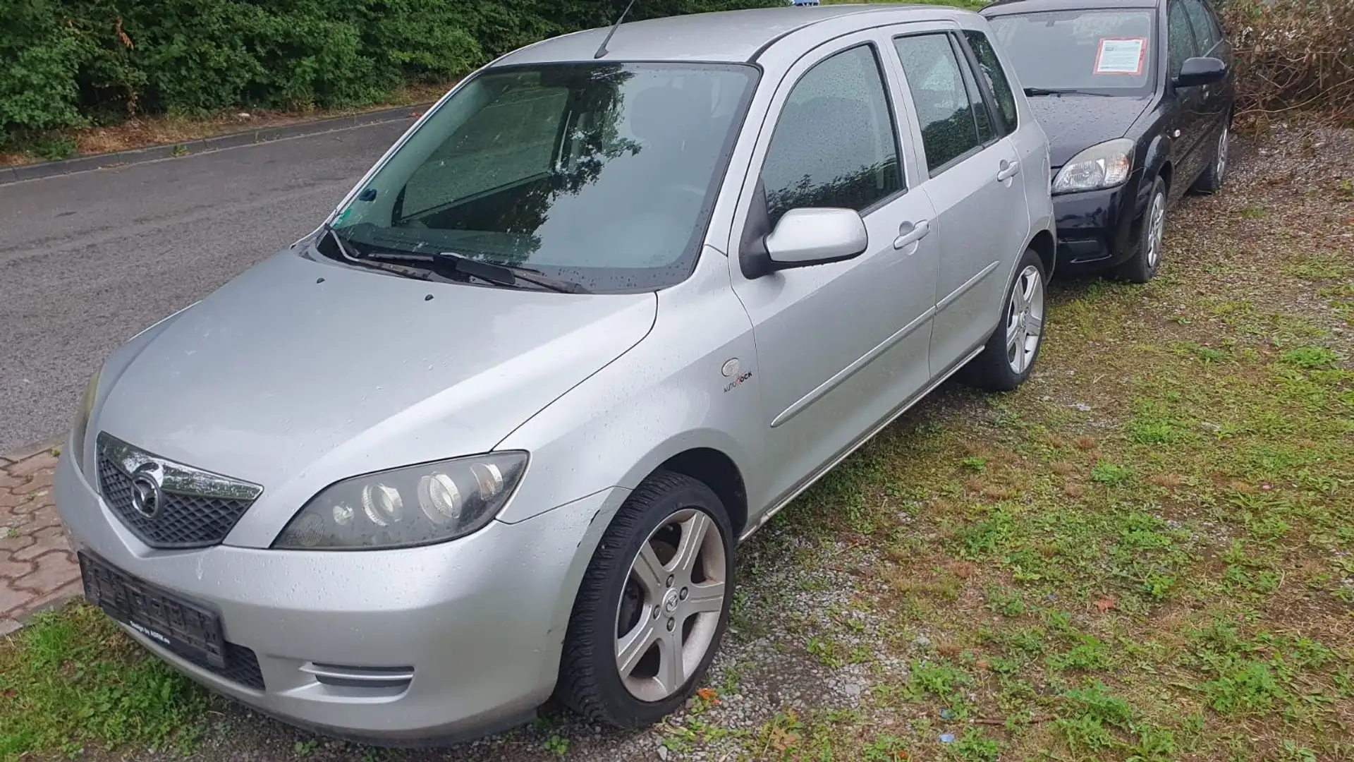 Mazda 2 Lim. 1.4 Active/ Tüv neu Argent - 1