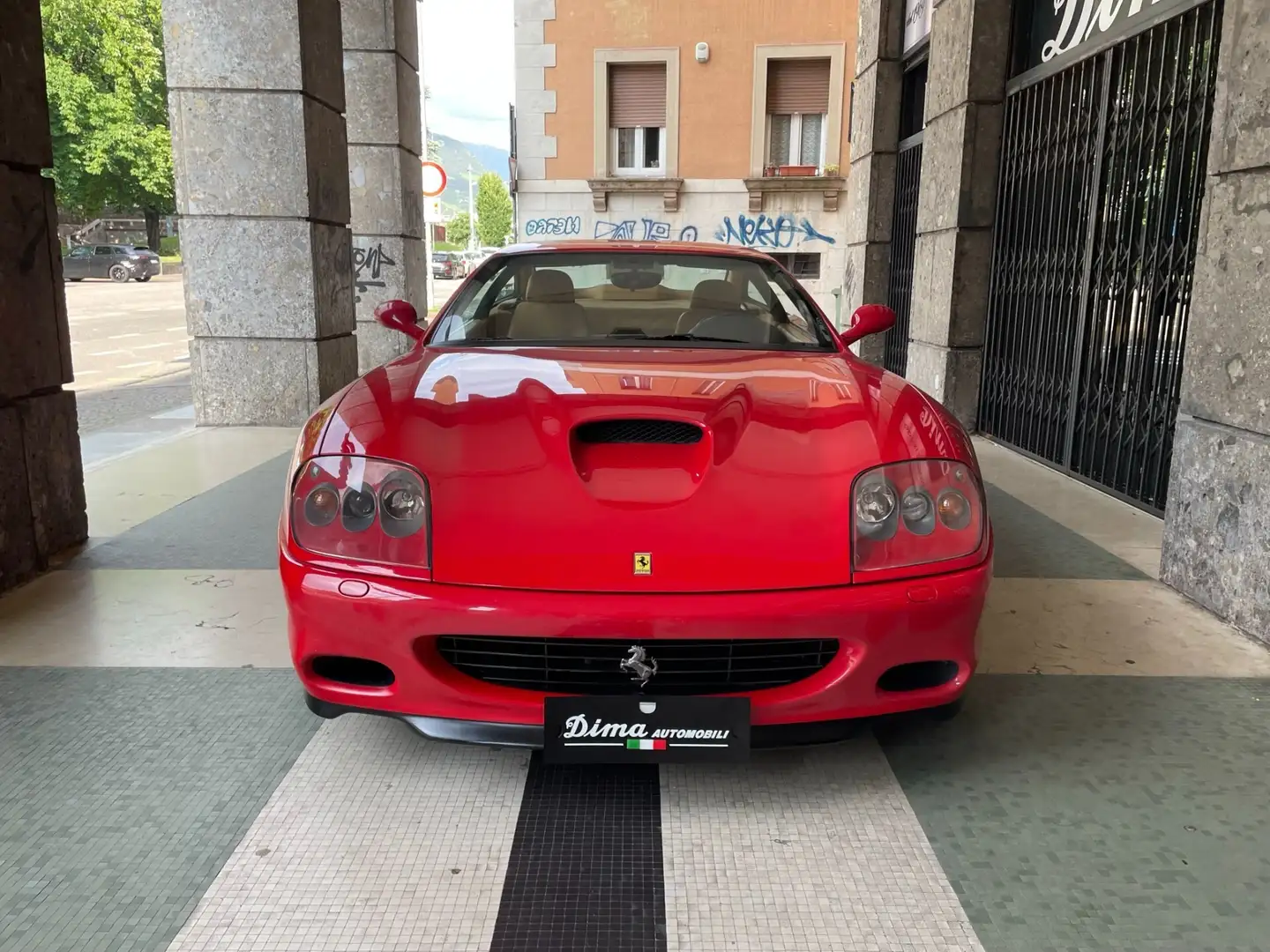 Ferrari 575 Maranello F1 crvena - 2