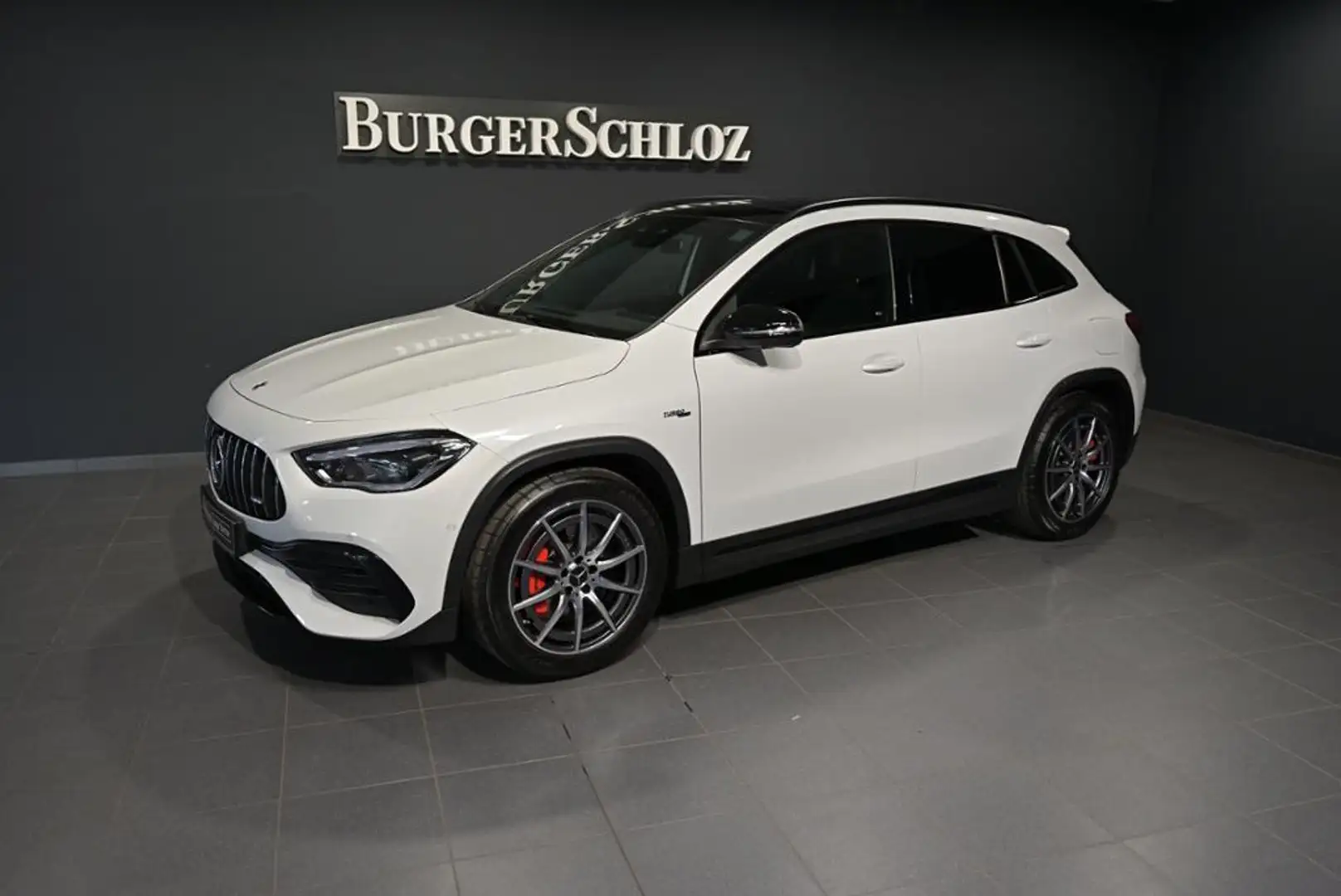 Mercedes-Benz A 35 AMG GL 4M AMG/360/MULTIB./DIST./PANO/NIGHT/ - 1