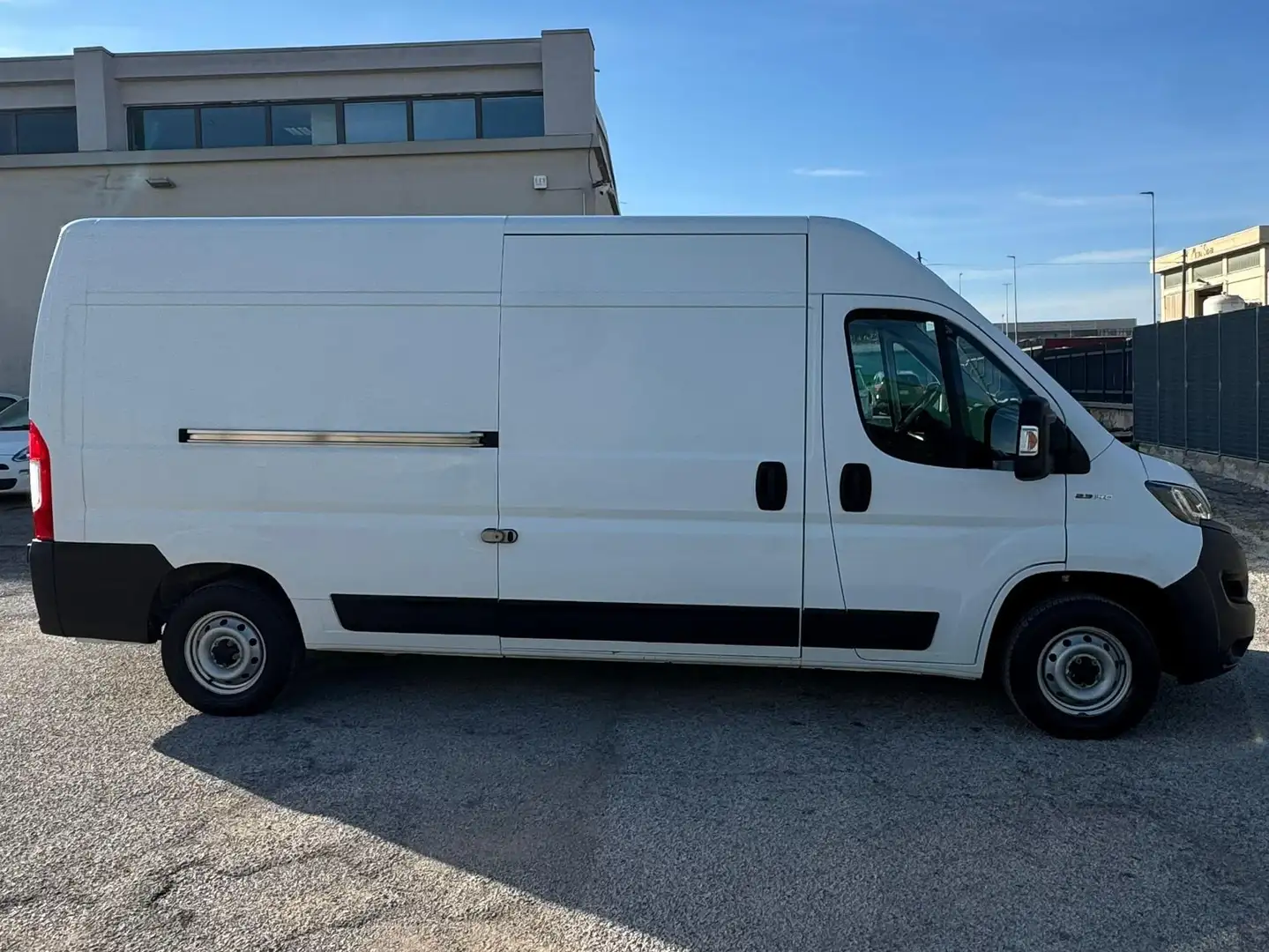 Fiat Ducato 35 LH2 2.3 M-J FURGONE PASSO LUNGO TETTO ALTO 3PTI Wit - 2