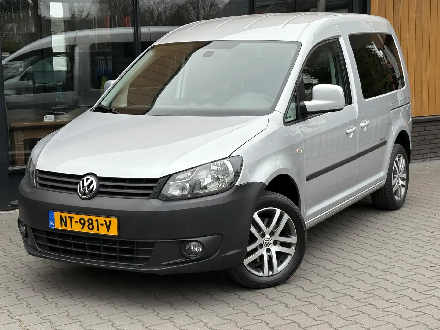 Volkswagen Caddy 1.2 TSI 7 pers. Nieuwe Distributie. Garantie Grijs - 2