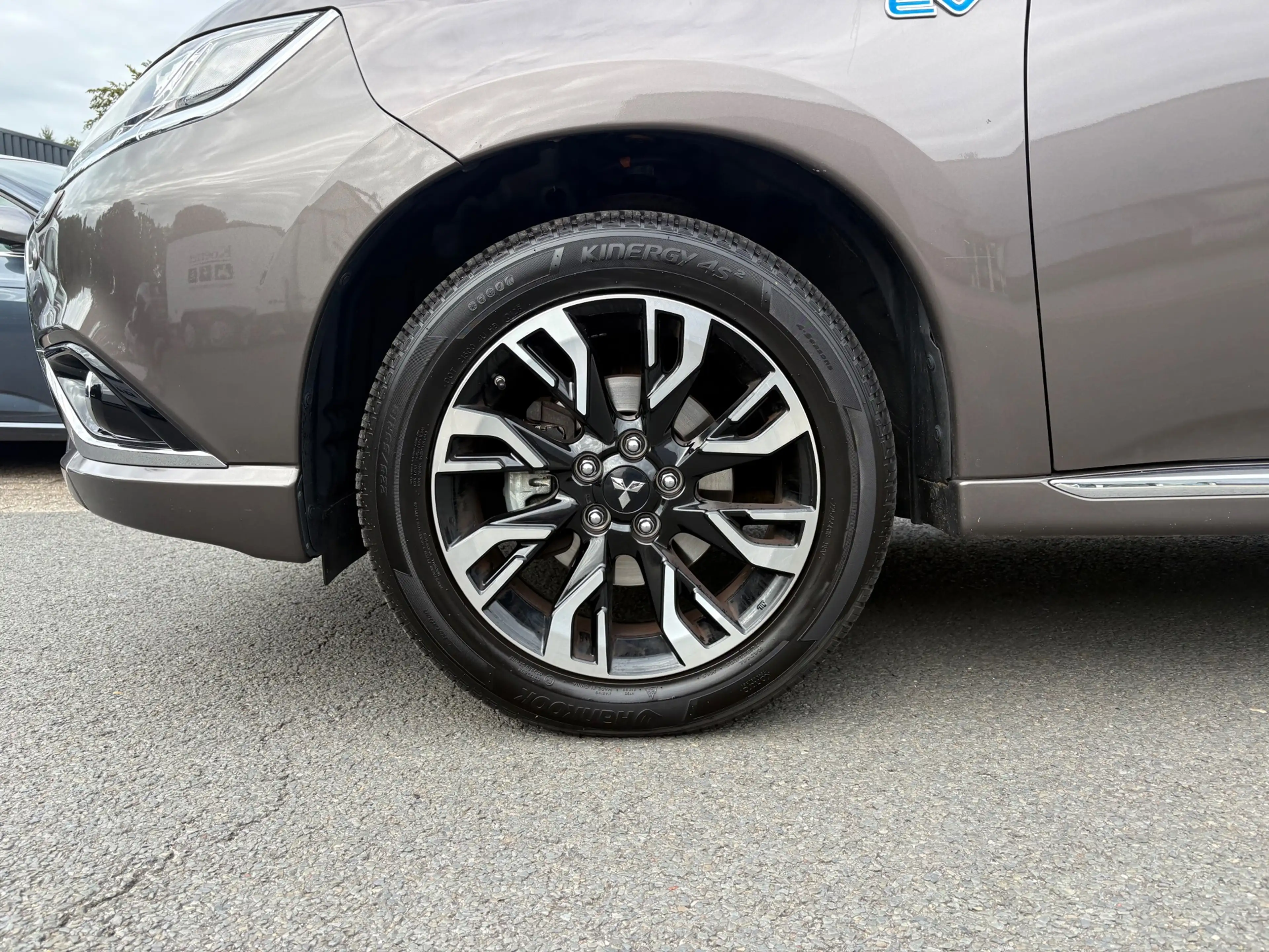 Mitsubishi Outlander 2.0 PHEV Executive Edition — photo 10