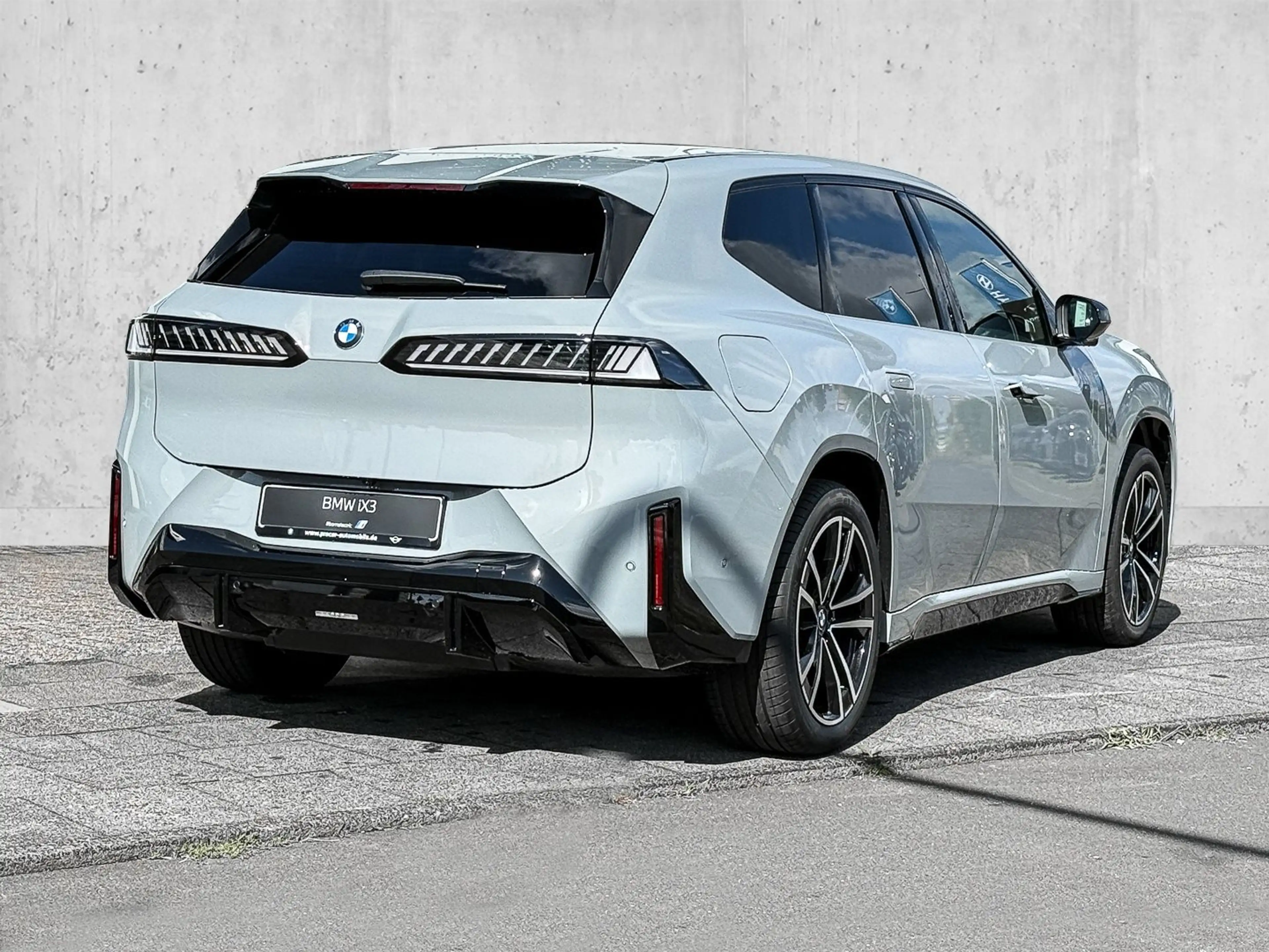 BMW iX3 40 SOFORT VERFÜGBAR * M Sportpaket Pro * AC-Laden — photo 2