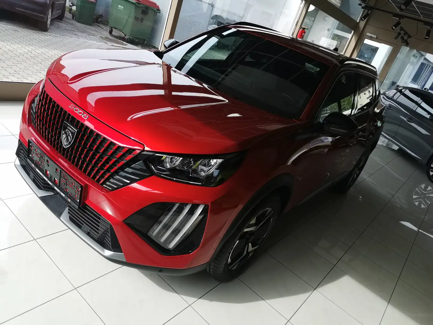 Peugeot 2008 2008 Benzin 100 Allure Rot - 1