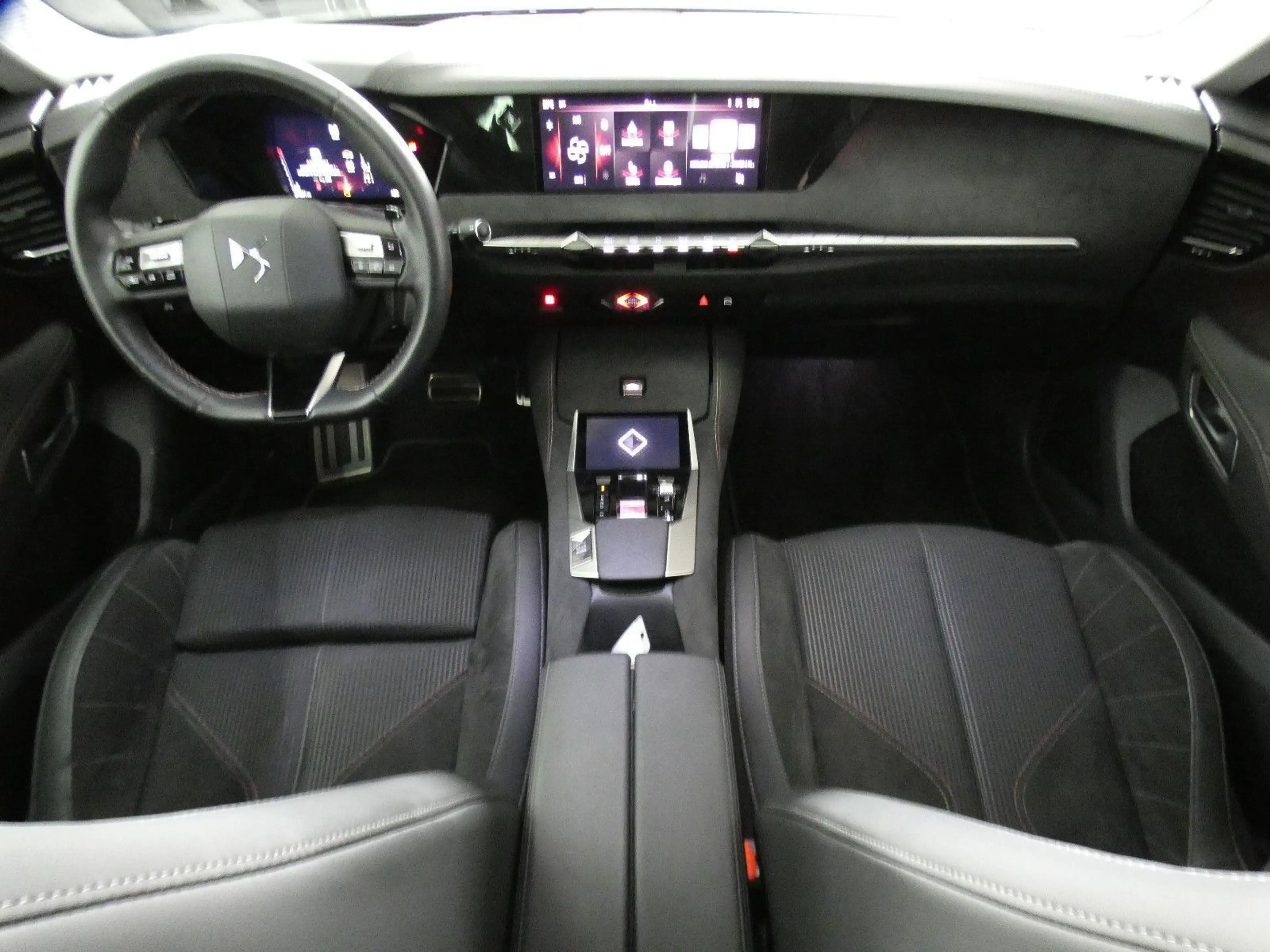 DS Automobiles DS 4 130 HDI Performance Line +*NAVI*LED*ACC*360° — photo 12
