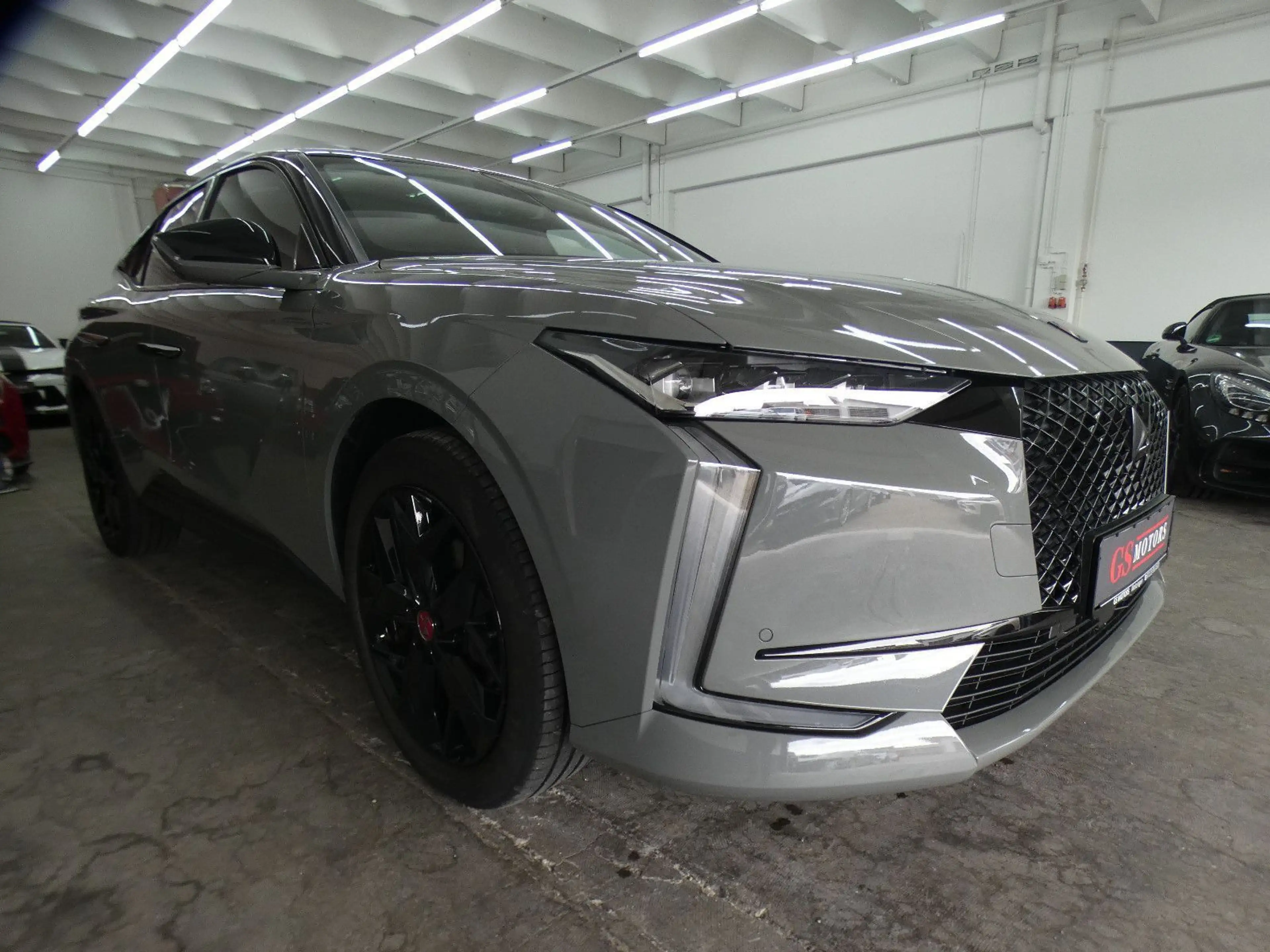DS Automobiles DS 4 130 HDI Performance Line +*NAVI*LED*ACC*360°