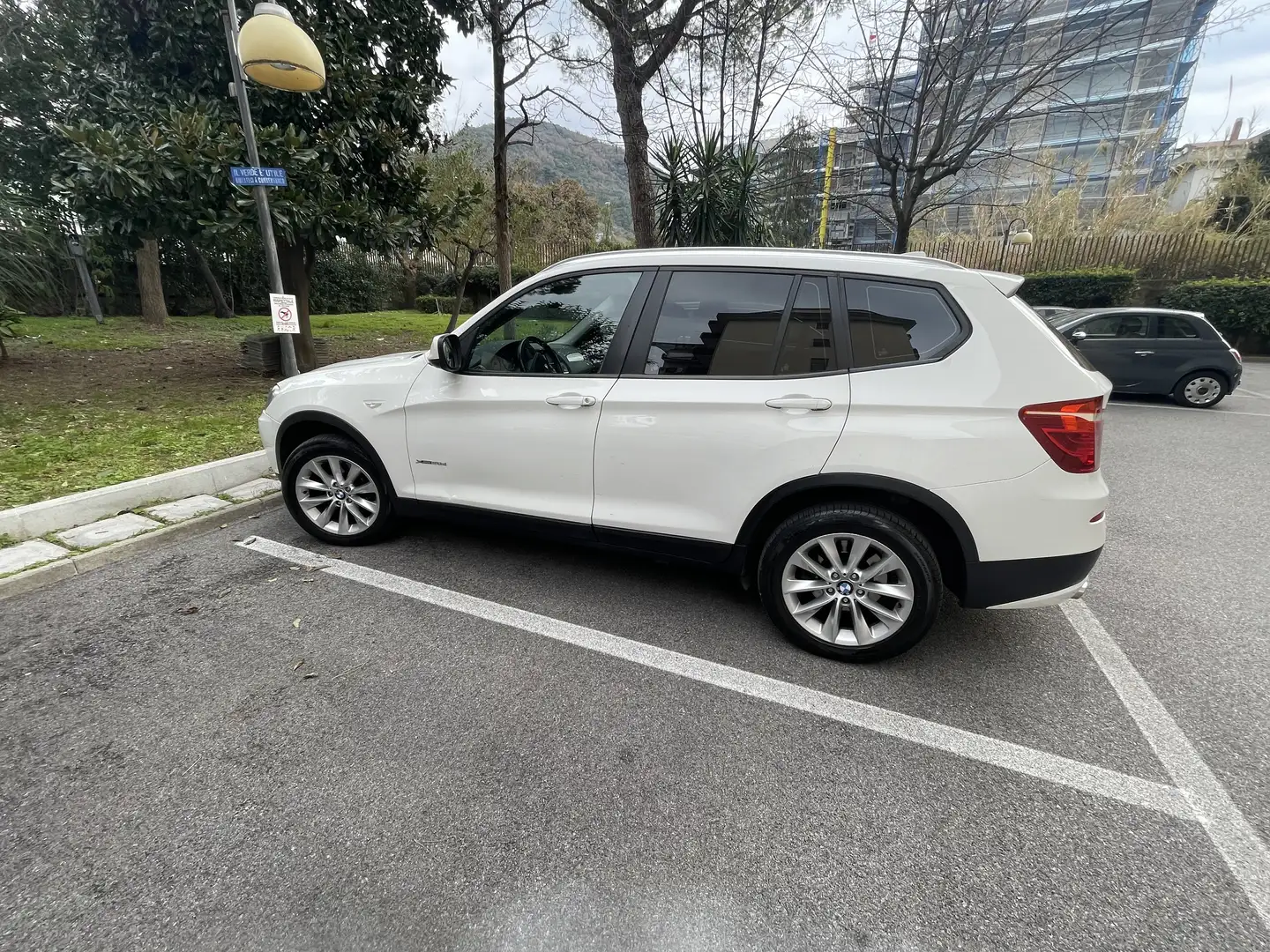 BMW X3 xdrive20d auto - 1