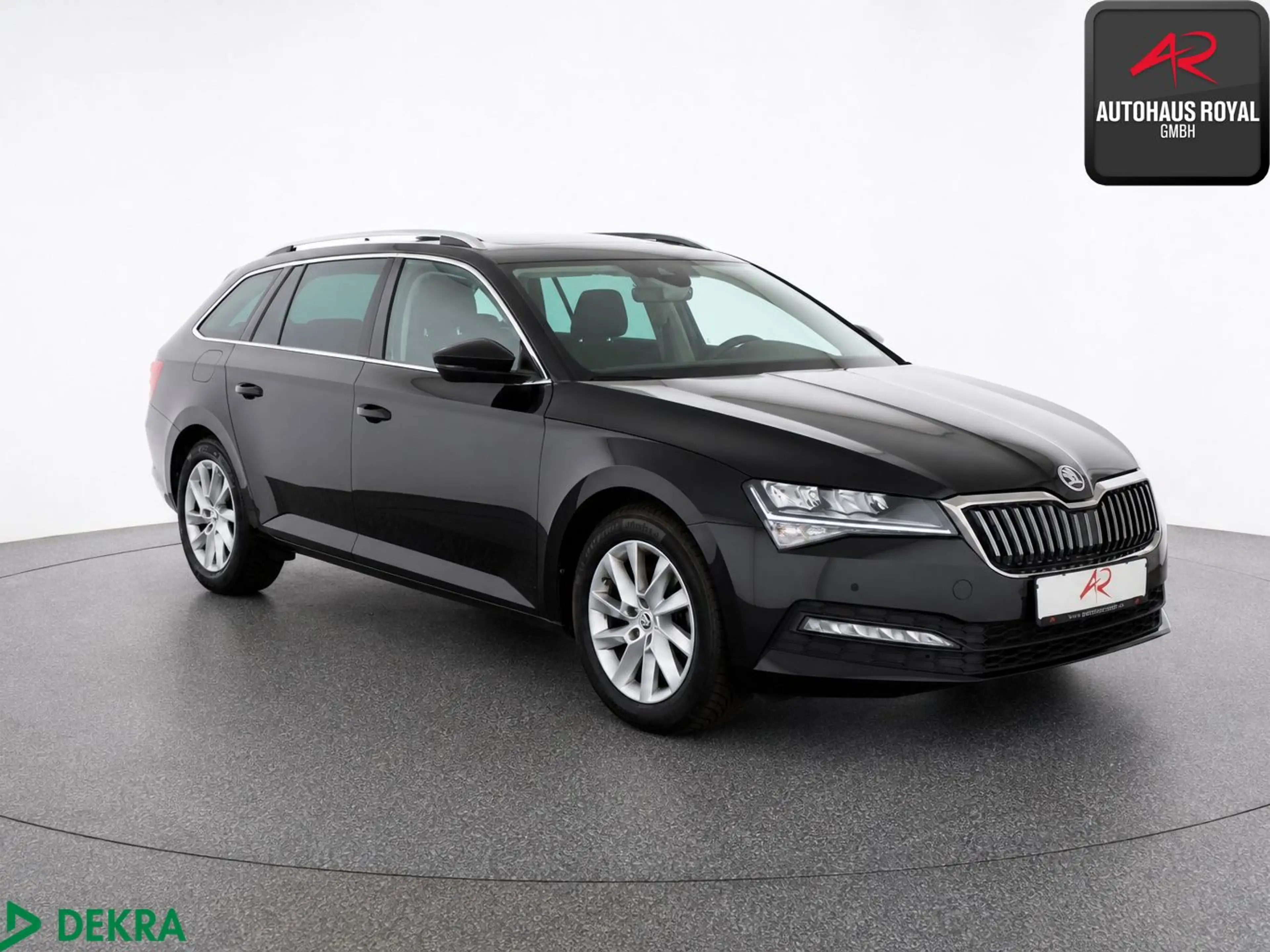 Skoda Superb Combi 2.0 TDI PANO,KEYLESS,ACC,KAMERA — photo 7