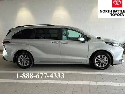 2024 Toyota Sienna LE 8-Passenger AWD