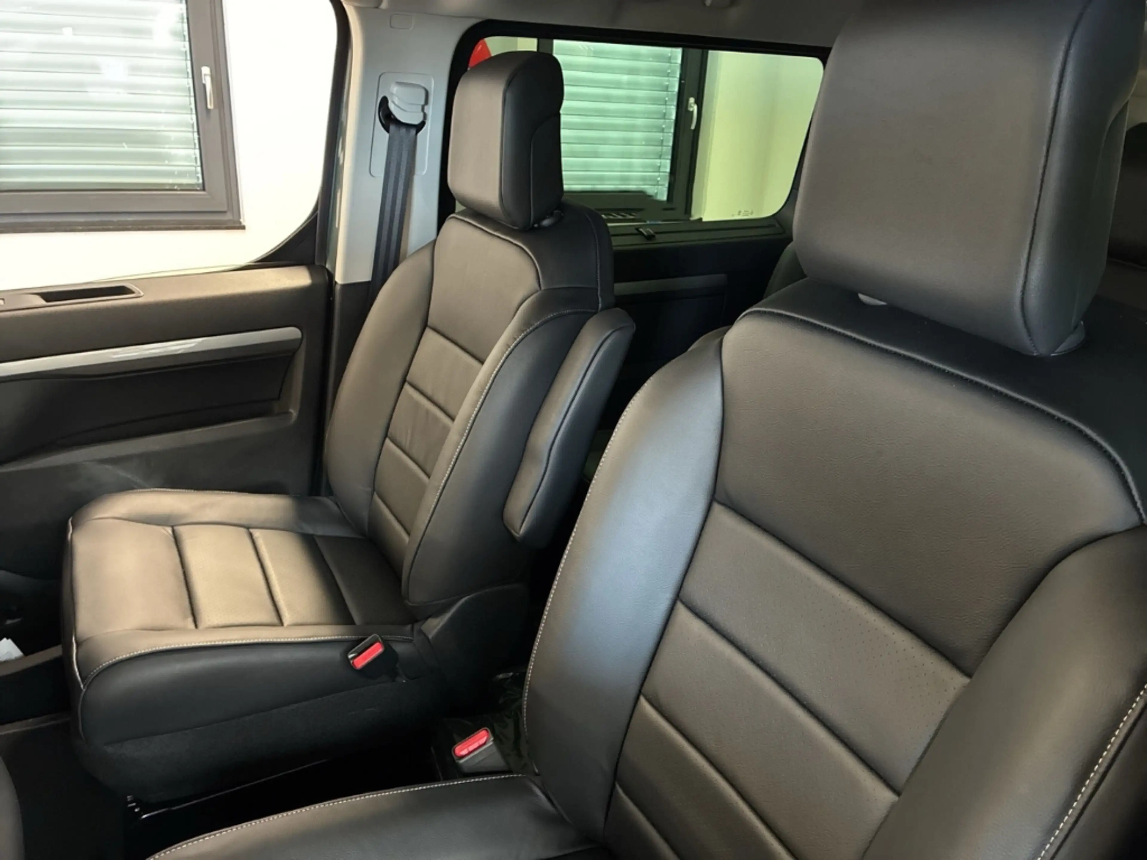 Opel Zafira Life GS 2.2 BlueHDI EAT8 AHK 2x e.Schiebetüren — photo 11