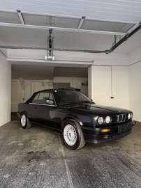 E30