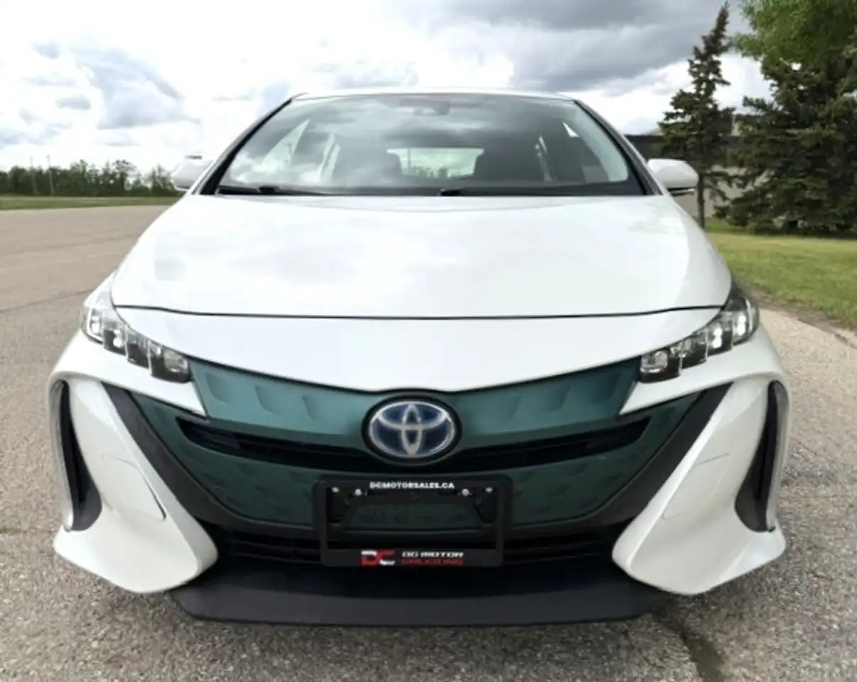 Toyota Prius Prime fotografie Toyota Prius Prime
