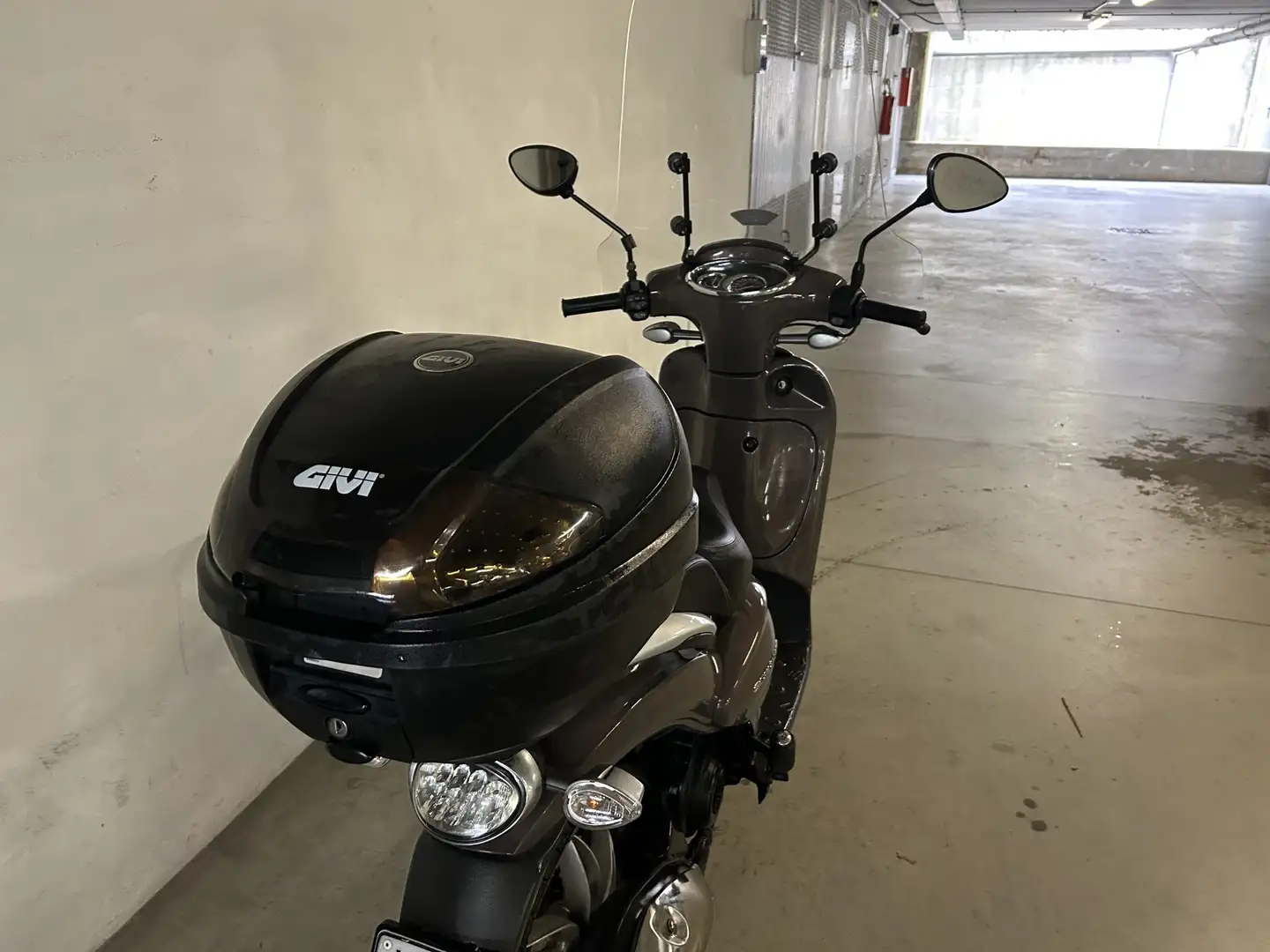 Aprilia Scarabeo 50 4T 4V Marrón - 2