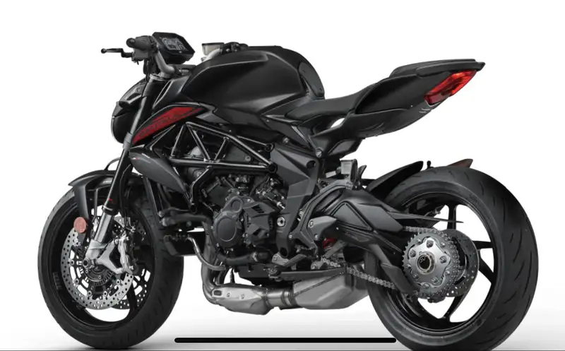 MV Agusta Brutale - foto 7
