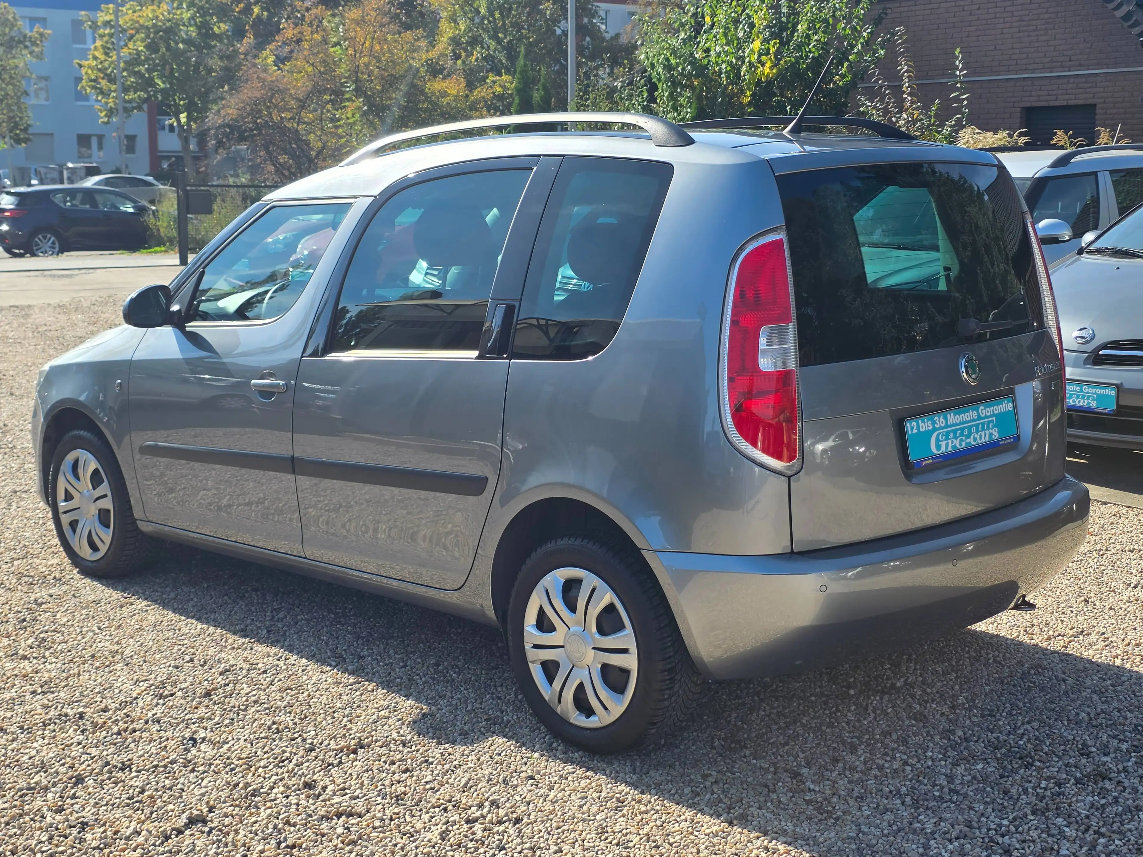 Skoda Roomster Roomster 1.2 TSI*Autom.*AHK*PDC*Sitzh.*TÜV- NEU* — photo 3