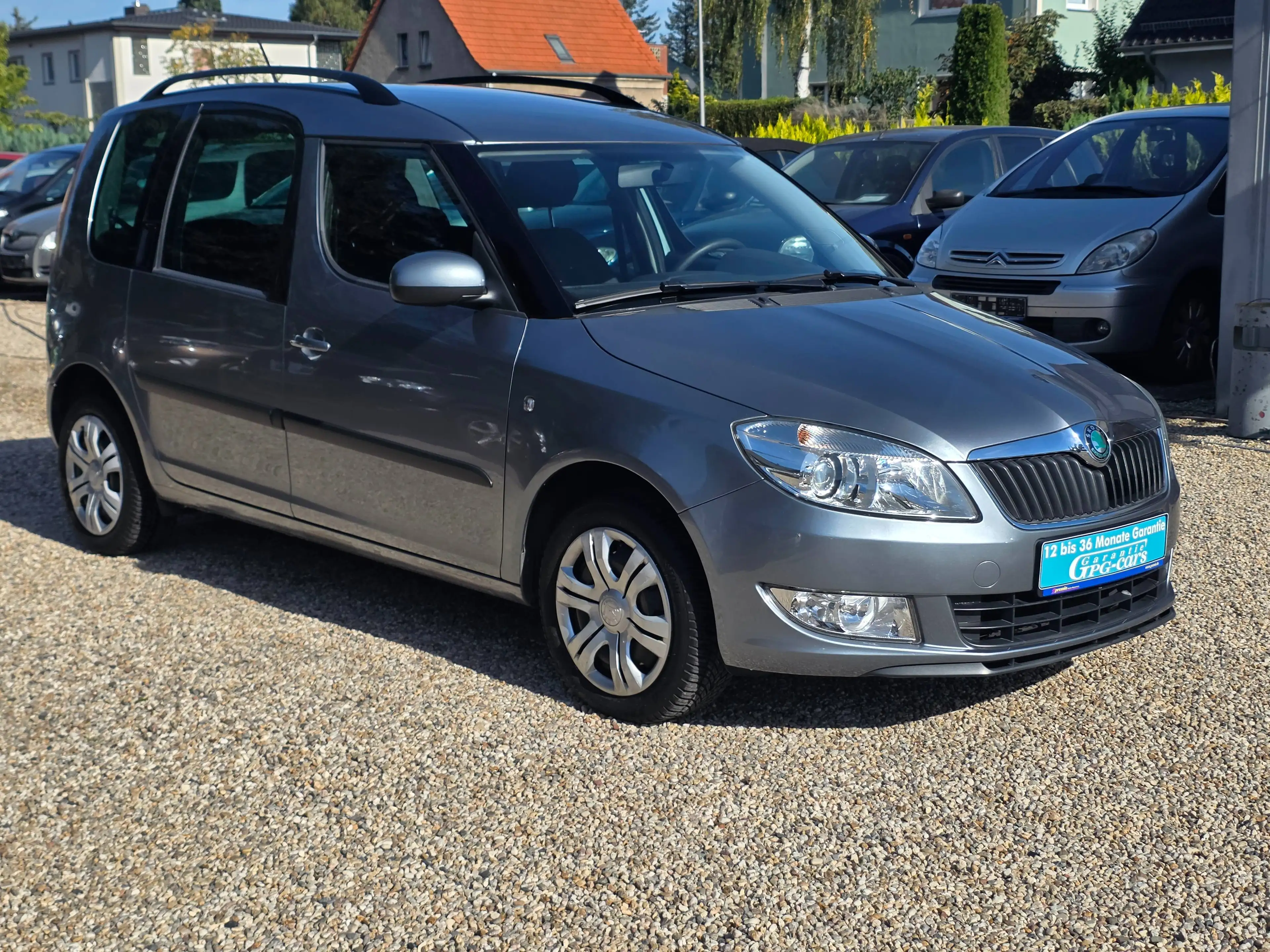Skoda Roomster Roomster 1.2 TSI*Autom.*AHK*PDC*Sitzh.*TÜV- NEU* — photo 2