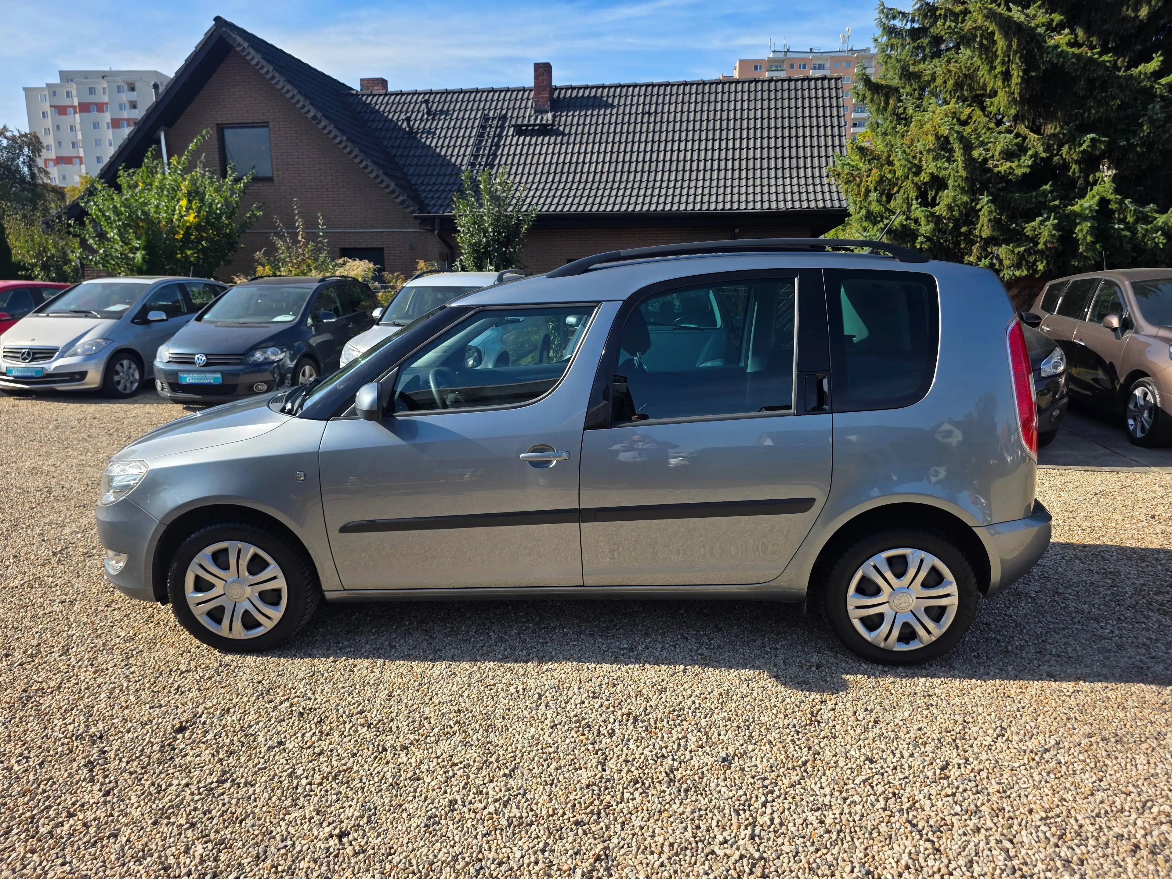 Skoda Roomster Roomster 1.2 TSI*Autom.*AHK*PDC*Sitzh.*TÜV- NEU* — photo 5