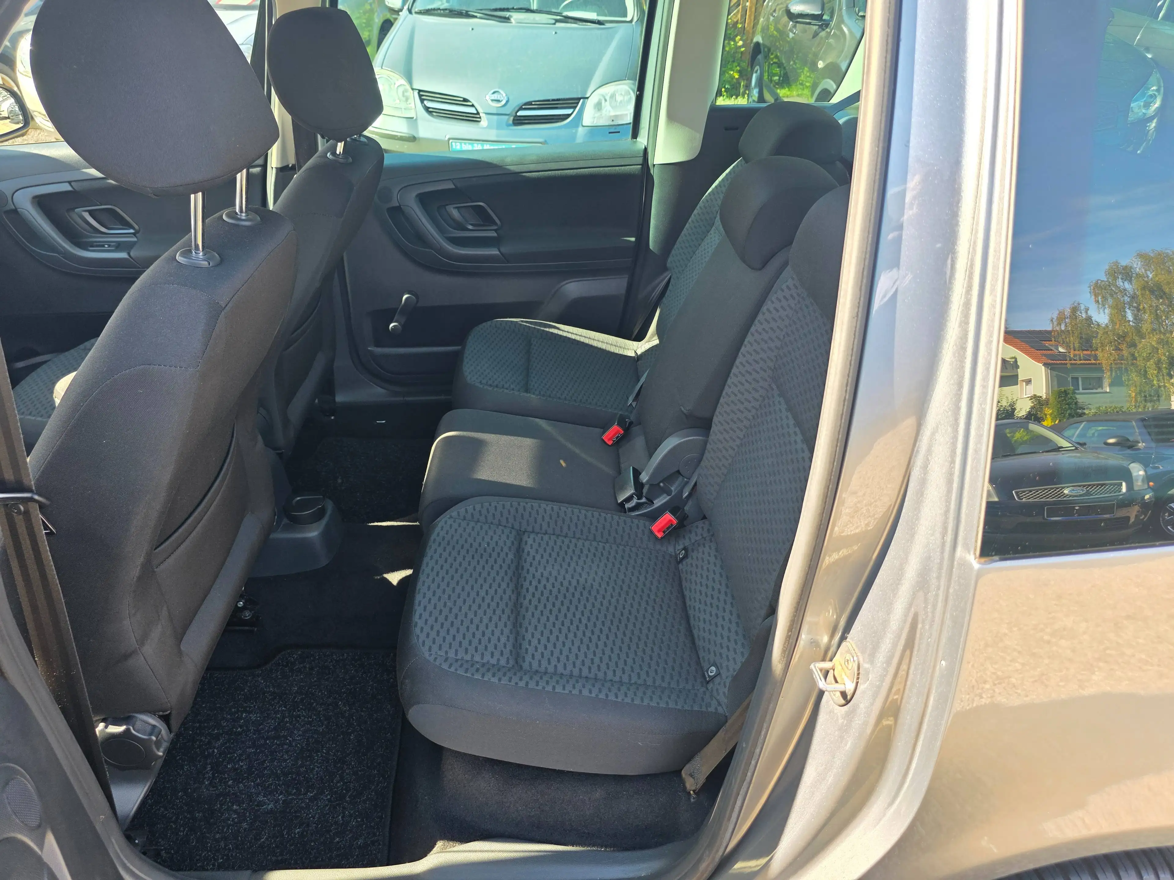 Skoda Roomster Roomster 1.2 TSI*Autom.*AHK*PDC*Sitzh.*TÜV- NEU* — photo 11