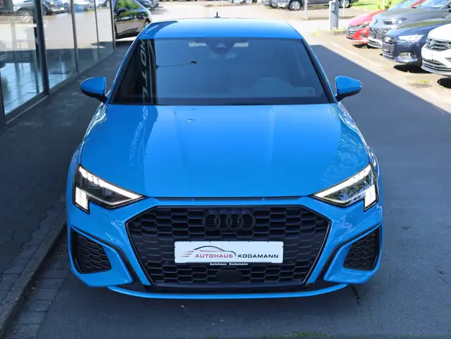 Audi A3 view 4