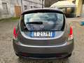 Lancia Ypsilon 1.3 mjt Platinum s Grau - thumbnail 4