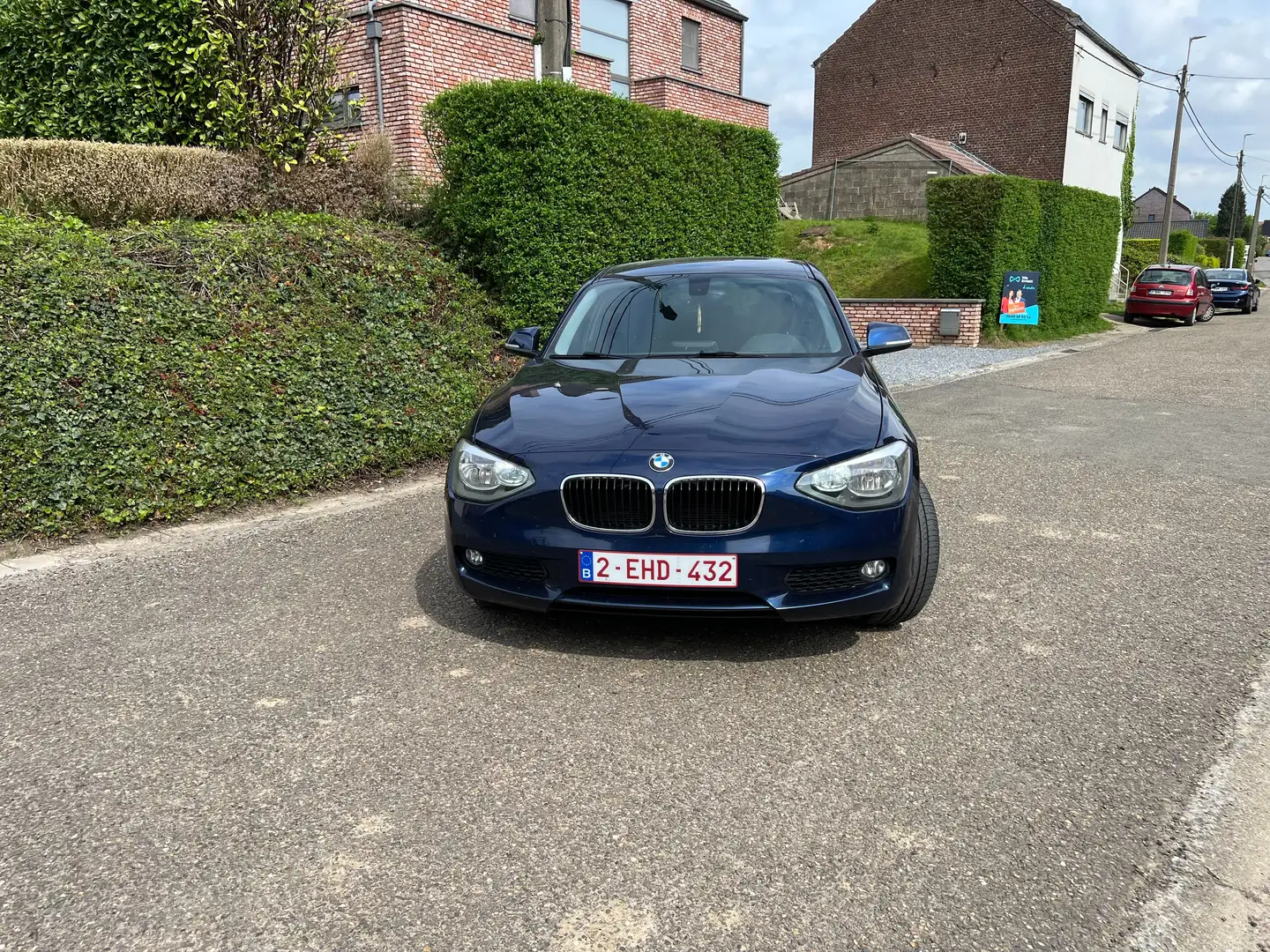 BMW 114 114i Modrá - 2