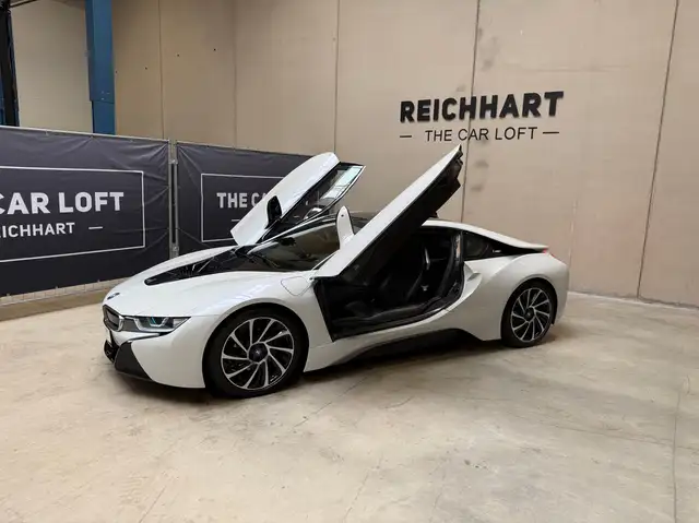 BMW i8 Coupé Ansicht 2