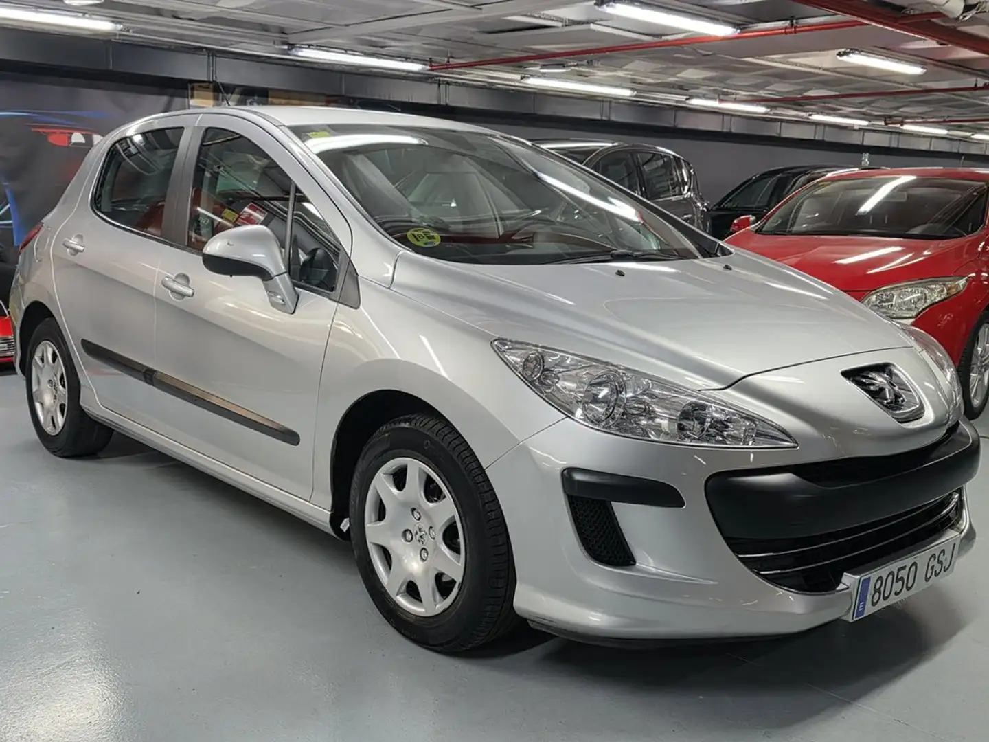 Peugeot 308 Confort 1.6 HDI 90 Grigio - 2