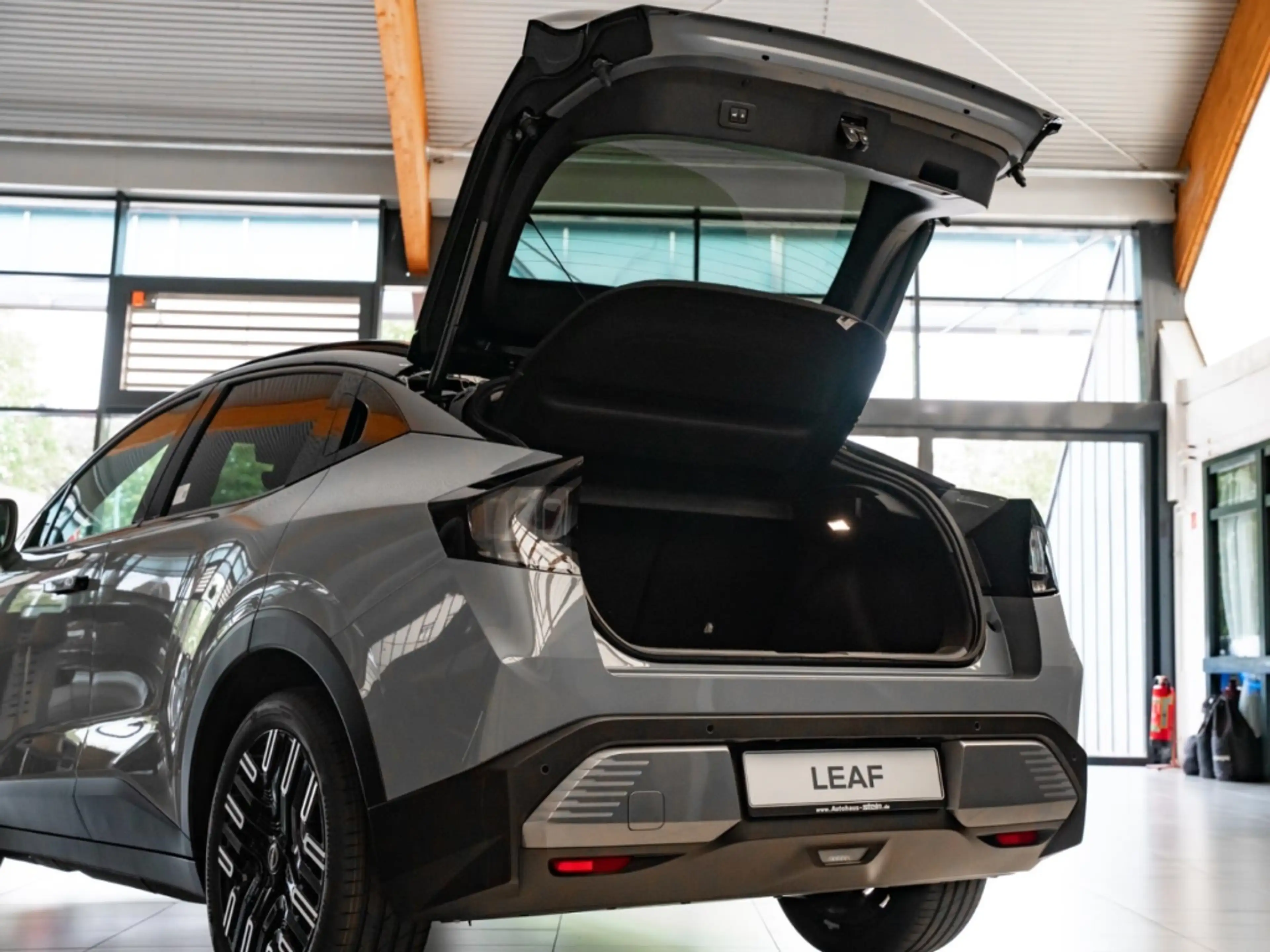 Nissan Leaf Evolve V2L Navi Sitzheizung Around-View Wärmepumpe — photo 5