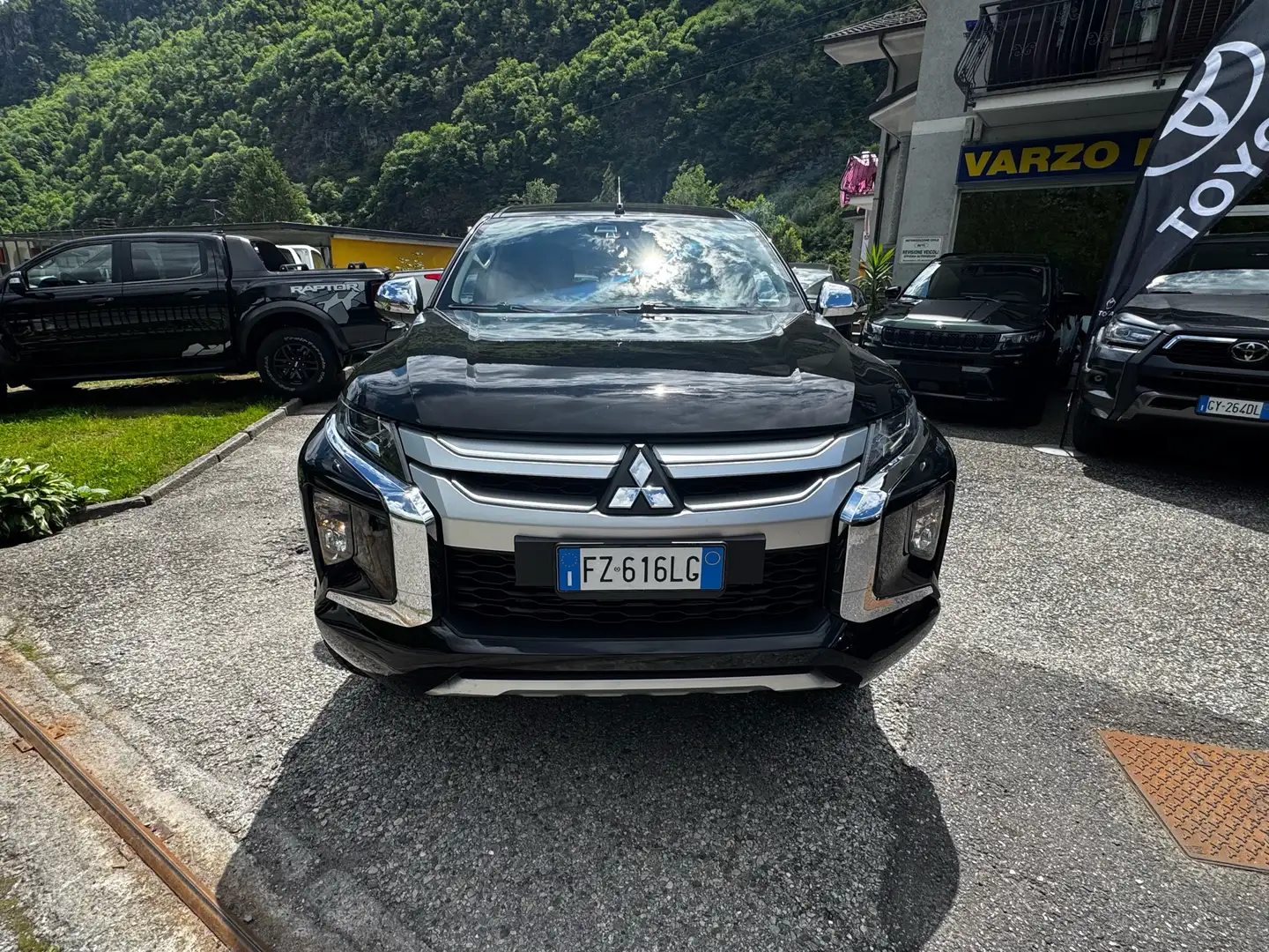Mitsubishi L200 L200 Double Cab Intense 4wd 150cv Nero - 2
