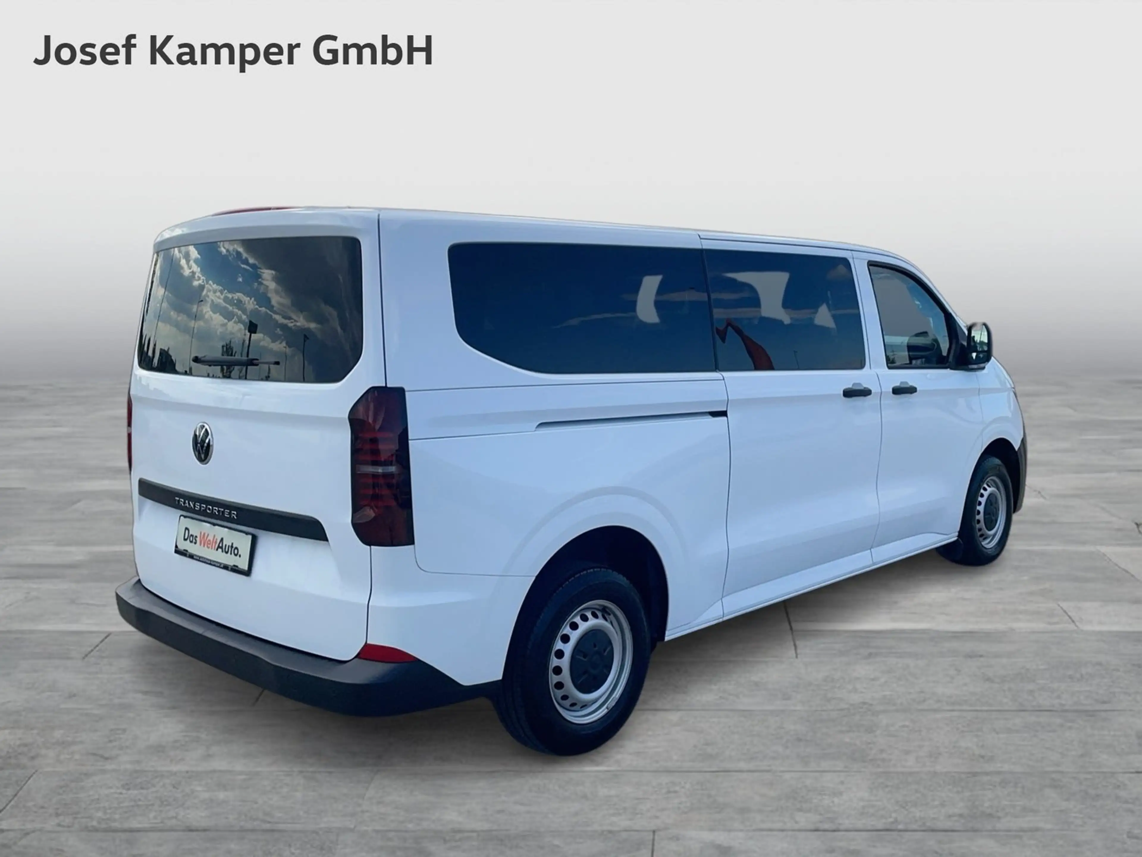 Volkswagen Transporter Kombi LR TDI — photo 5