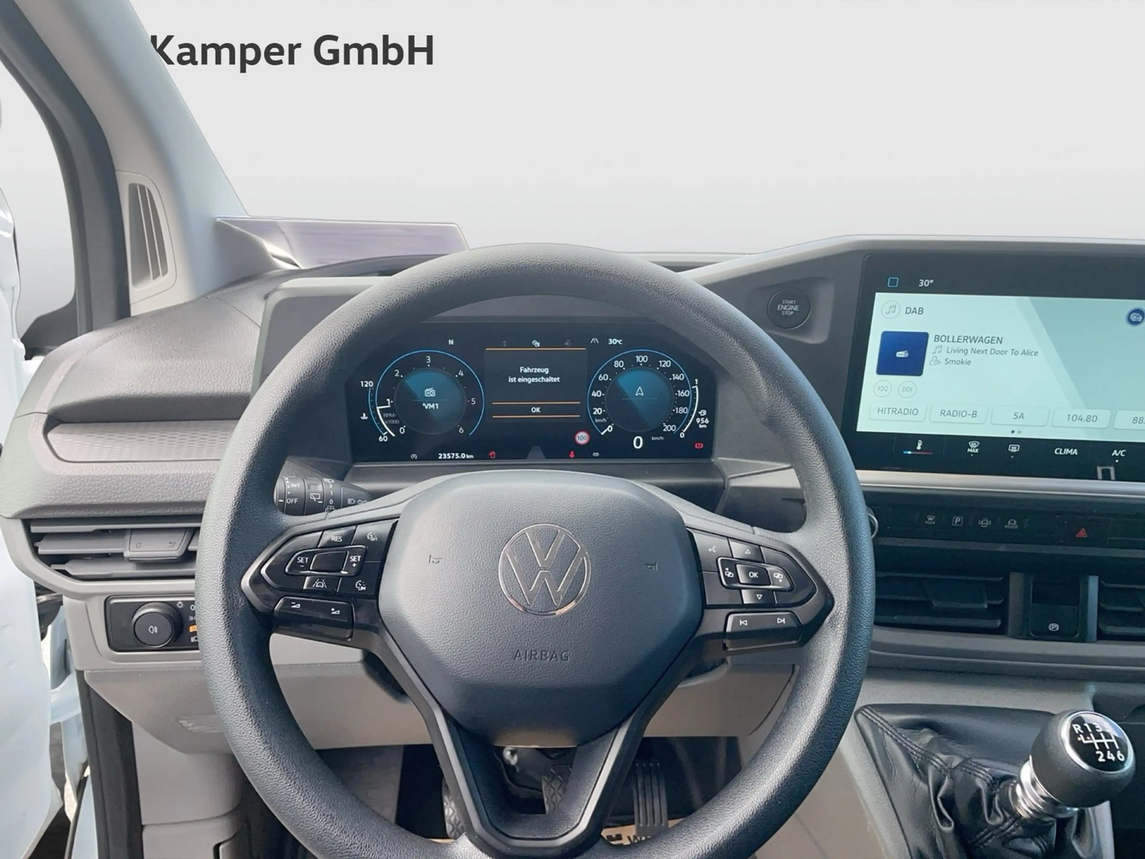 Volkswagen Transporter Kombi LR TDI — photo 10