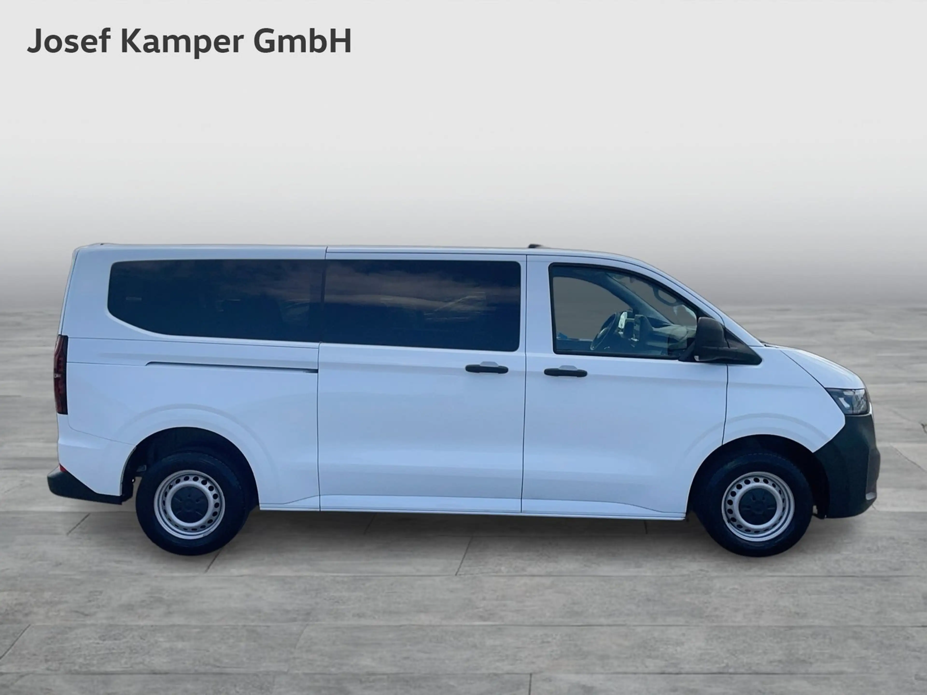 Volkswagen Transporter Kombi LR TDI — photo 6