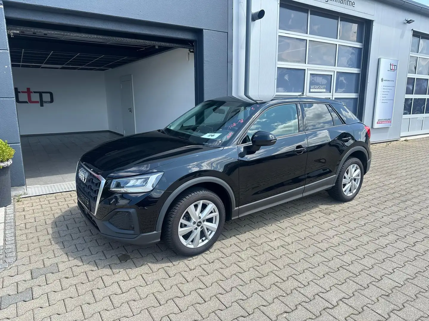 Audi Q2 35 TFSI LED R.Kamera El.Heckklappe Keyless Schwarz - 1