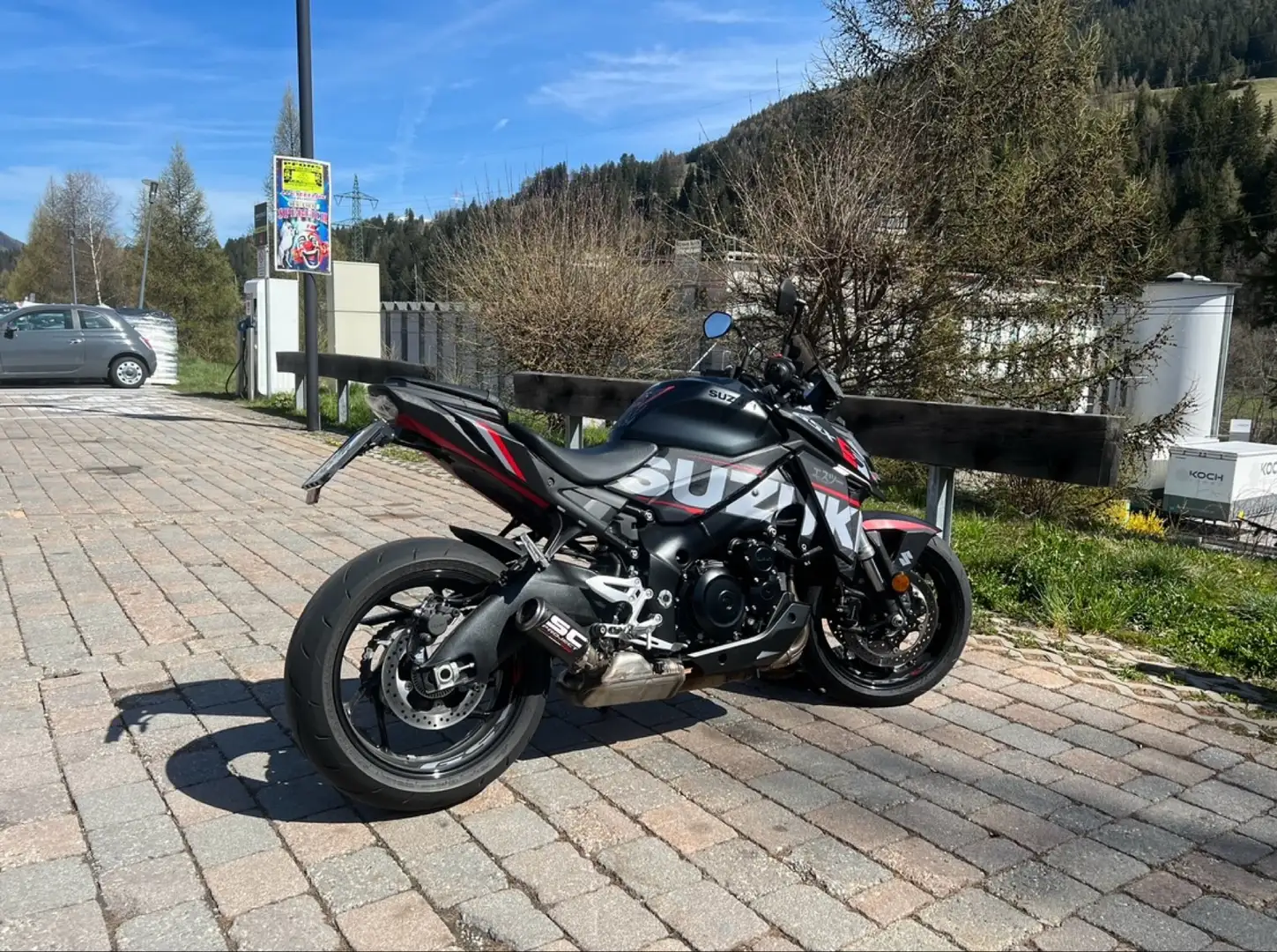 Suzuki GSX-S 950 - 2