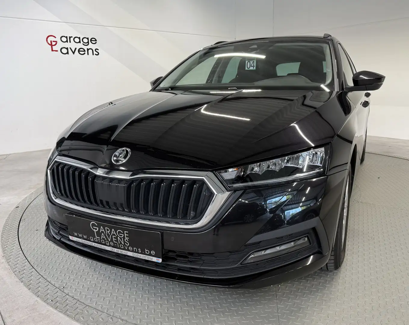 Skoda Octavia Octavia Combi 1.0 TSI Style Zwart - 1