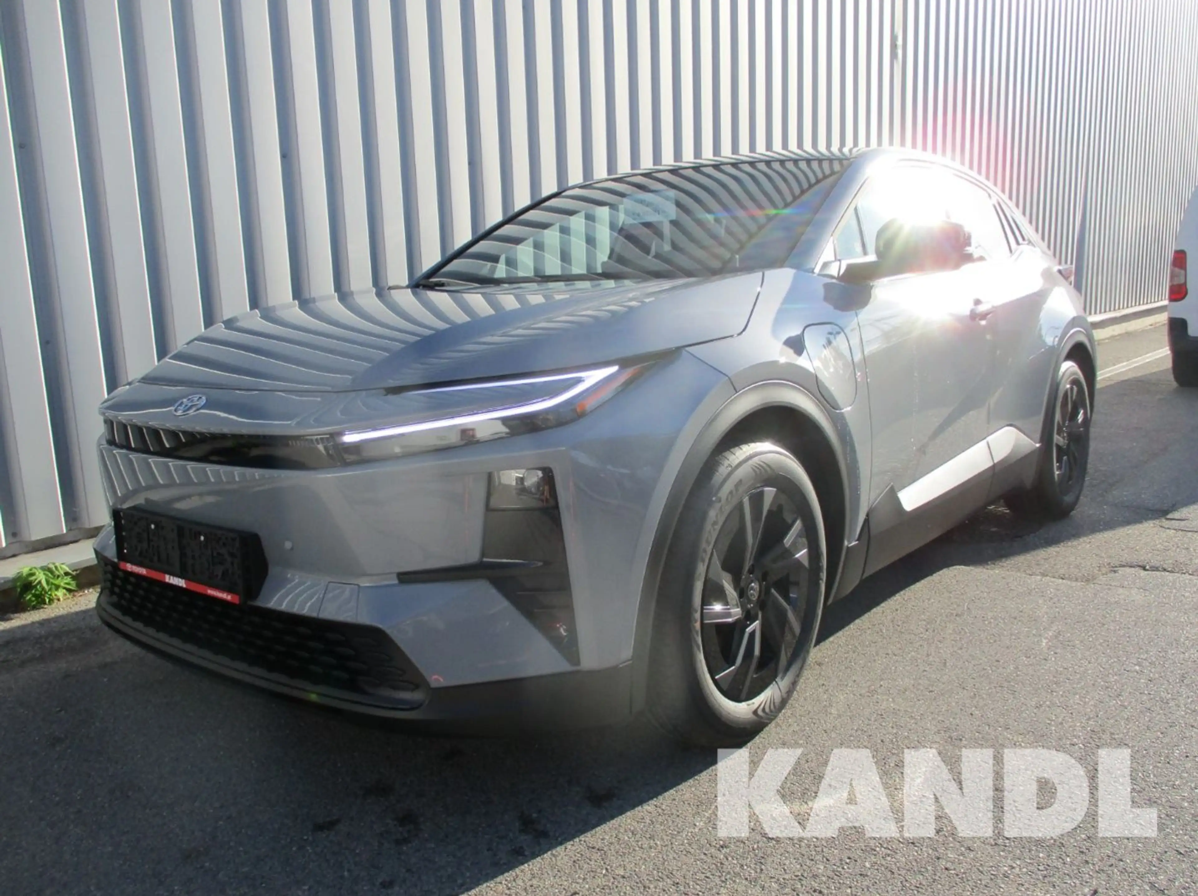 Toyota C-HR + W Teamplayer ACC+LED+Navi+SHZ+2xKlima+Kam.