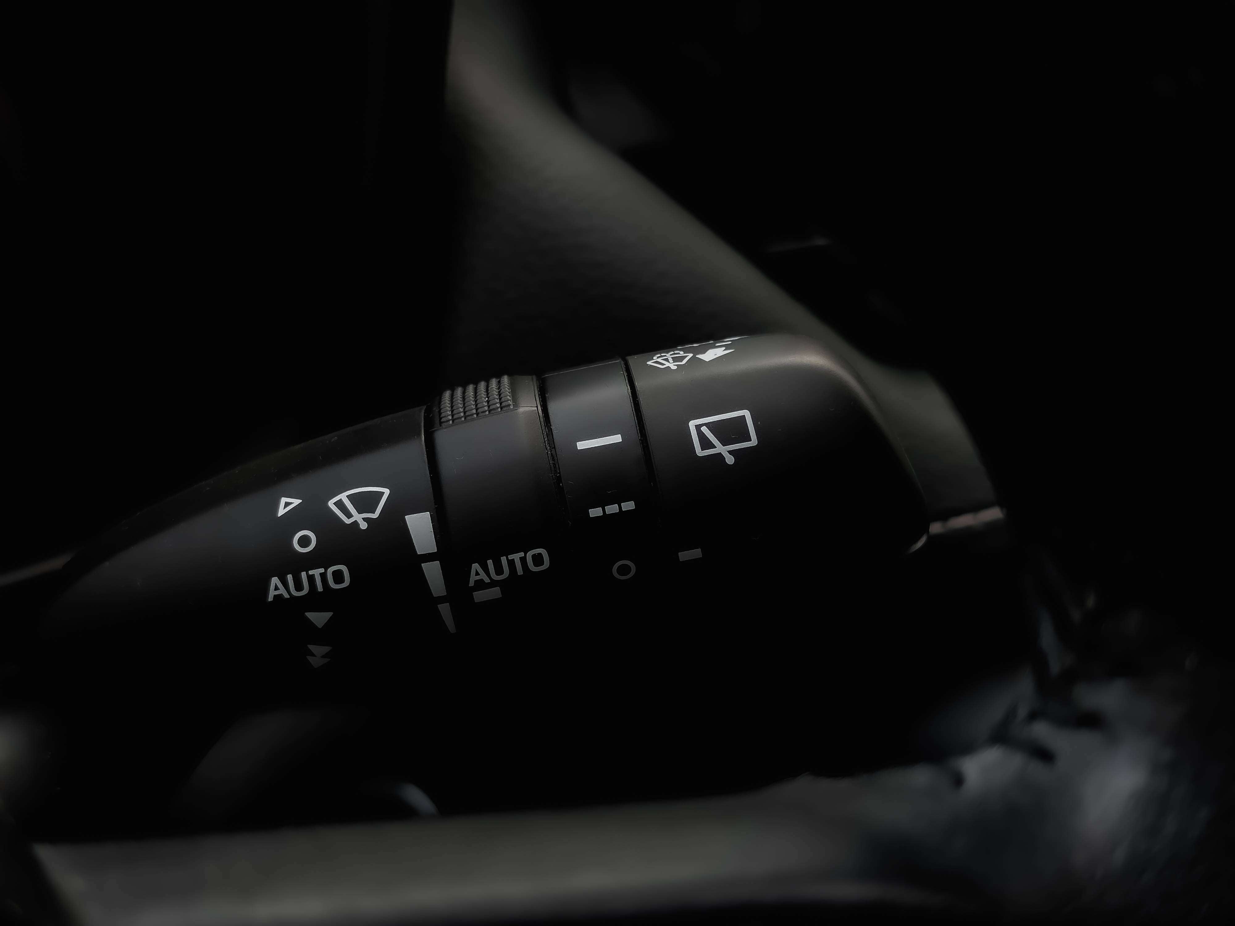 used 2020 Toyota RAV4 car, priced at $29,995