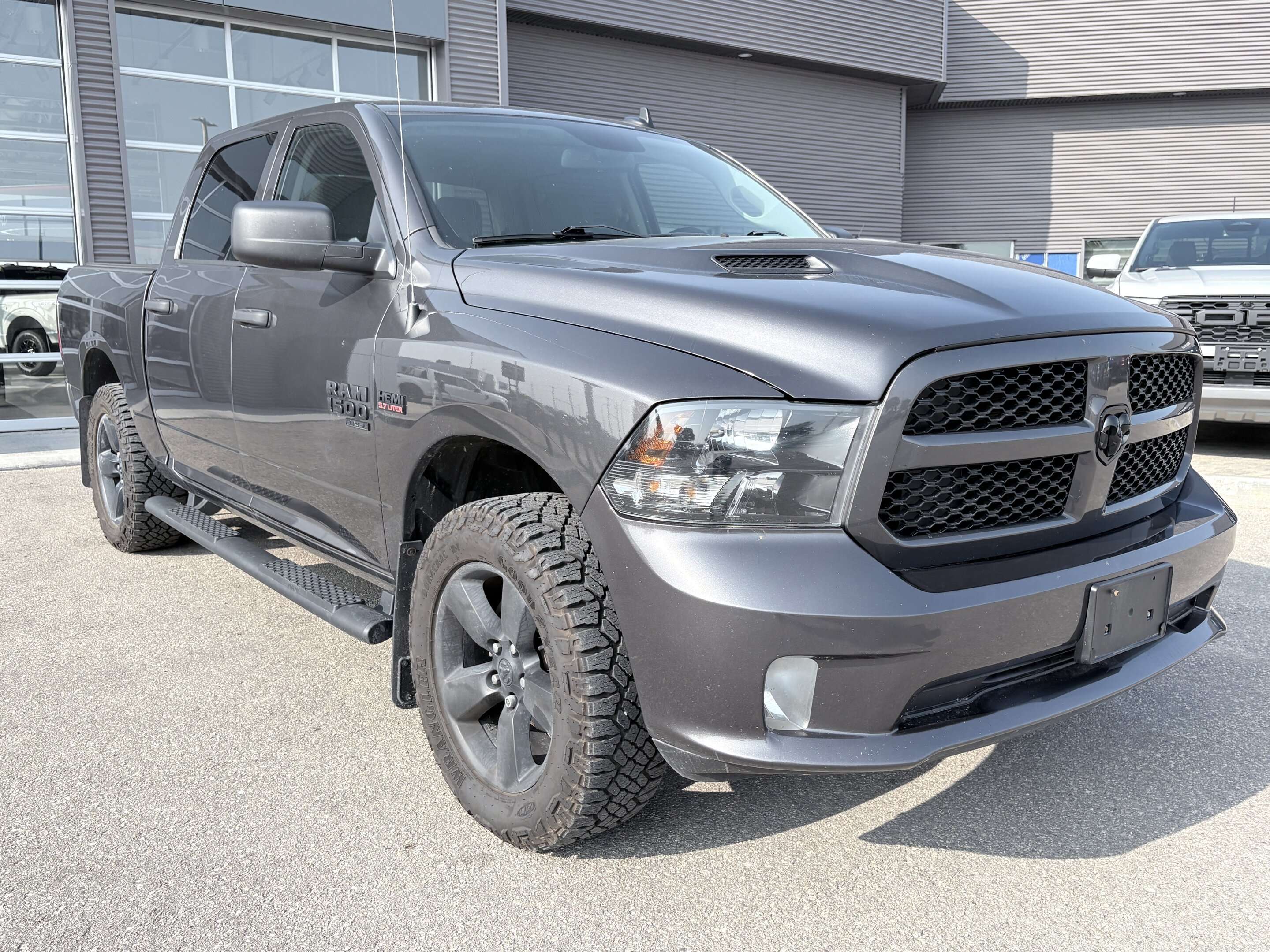 2020 RAM 1500 Express | — снимка 1
