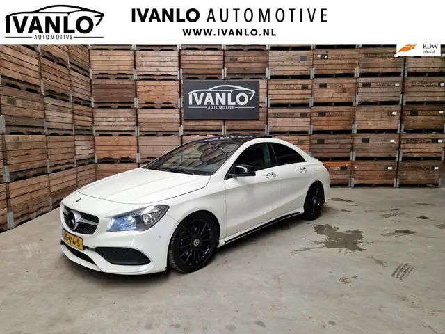 Mercedes-Benz CLA 180 Blue Efficiency Business AMG Panoramadak Clima Cru