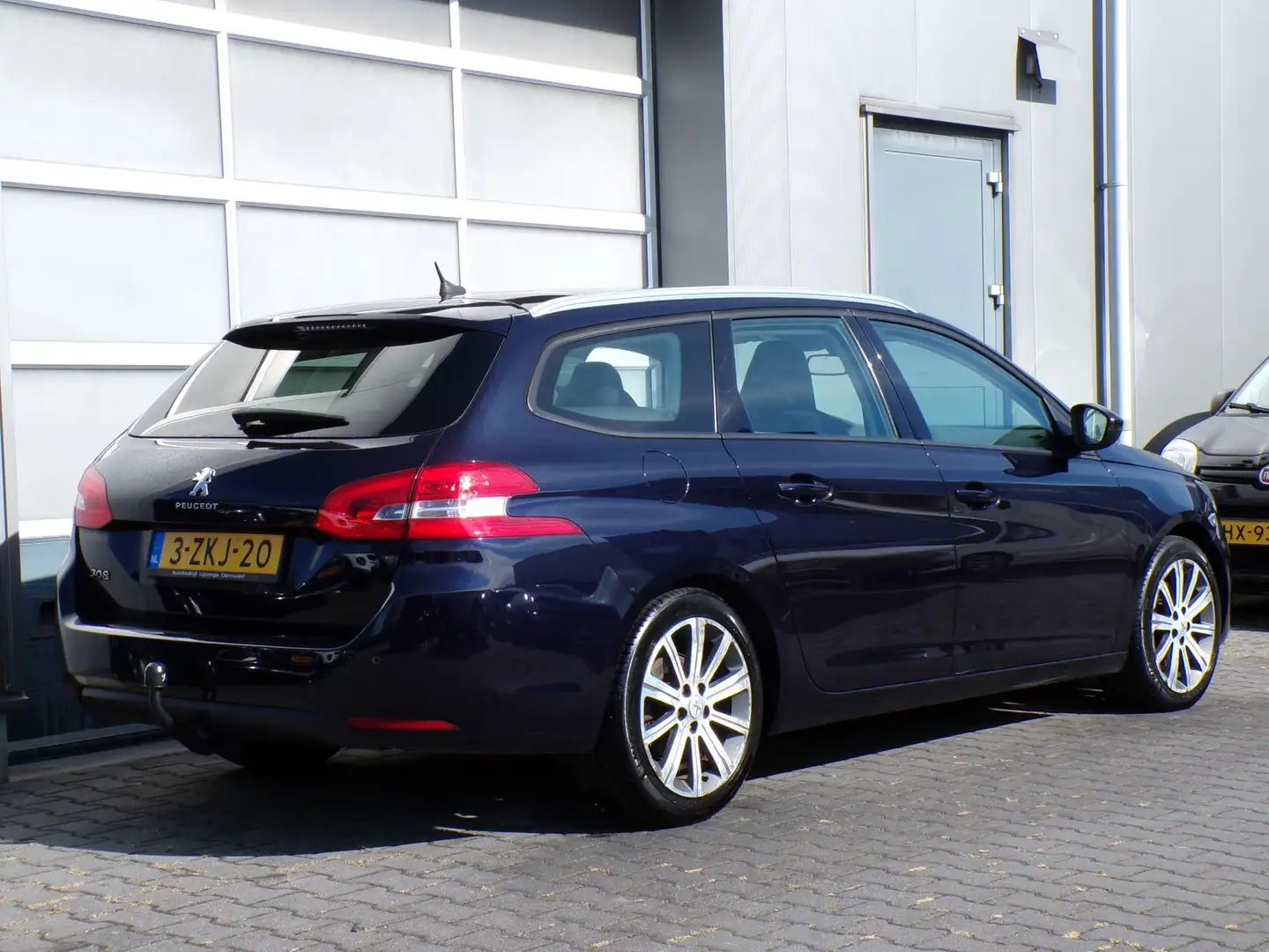 Peugeot 308 SW 2.0 BlueHDI Active Panodak/Clima/Navi/Cruise!! Bleu - 2
