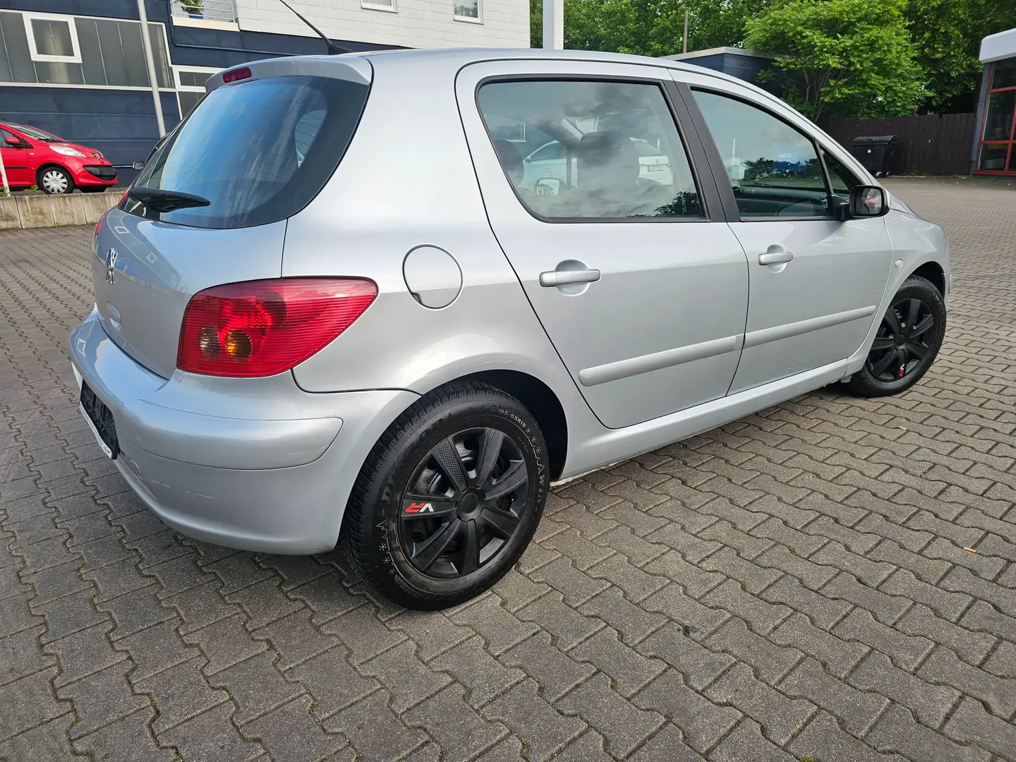 Peugeot 307 135 Sport,Klima,Leder Sitzheizung,3.H,Tüv3/2026 Argent - 1