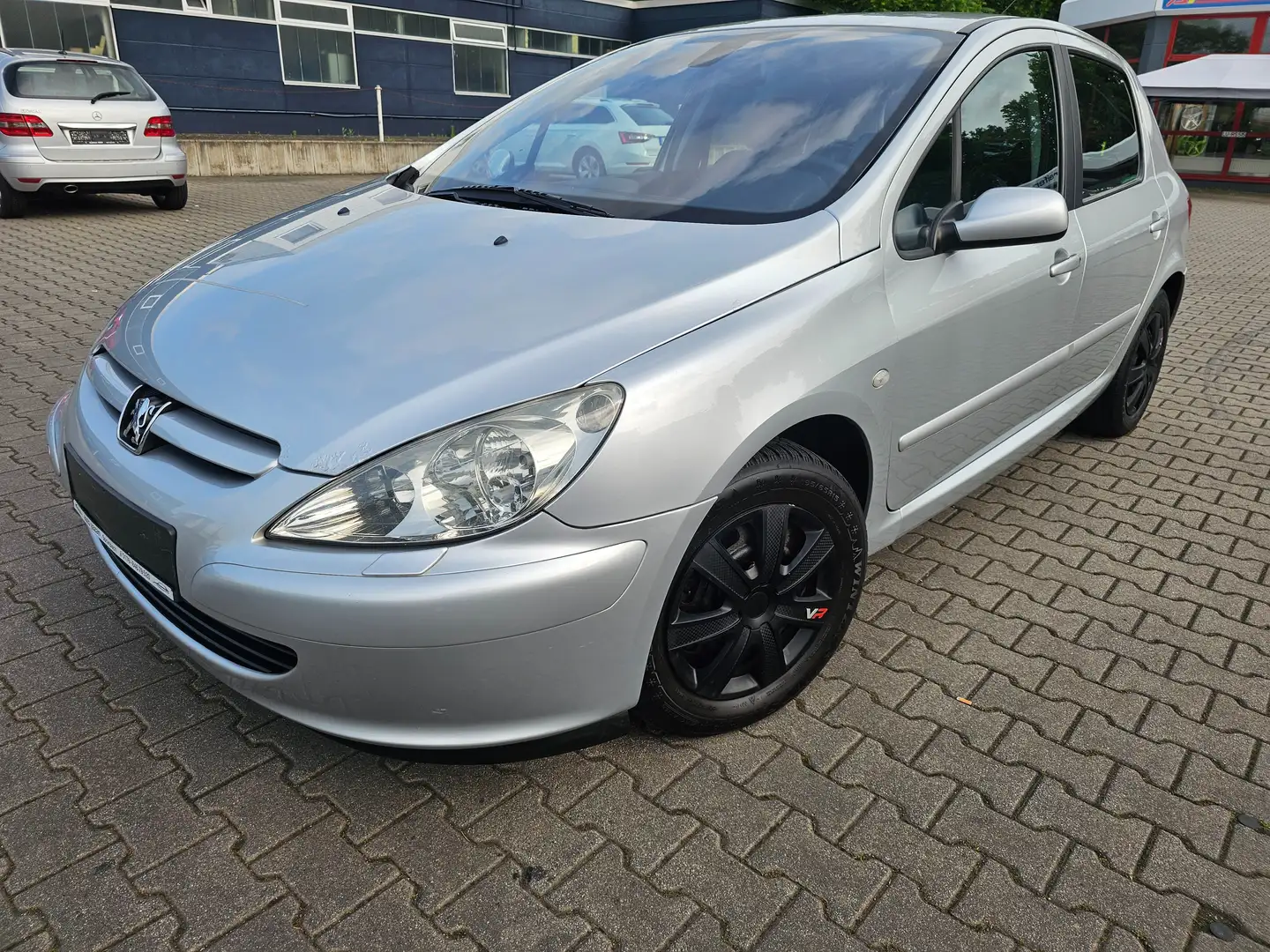 Peugeot 307 135 Sport,Klima,Leder Sitzheizung,3.H,Tüv3/2026 Argent - 2