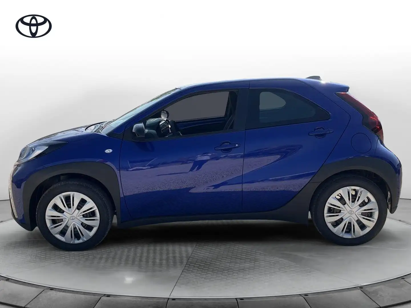 Toyota Aygo X 1.0 VVT-i 72 CV 5 porte Active Blauw - 2