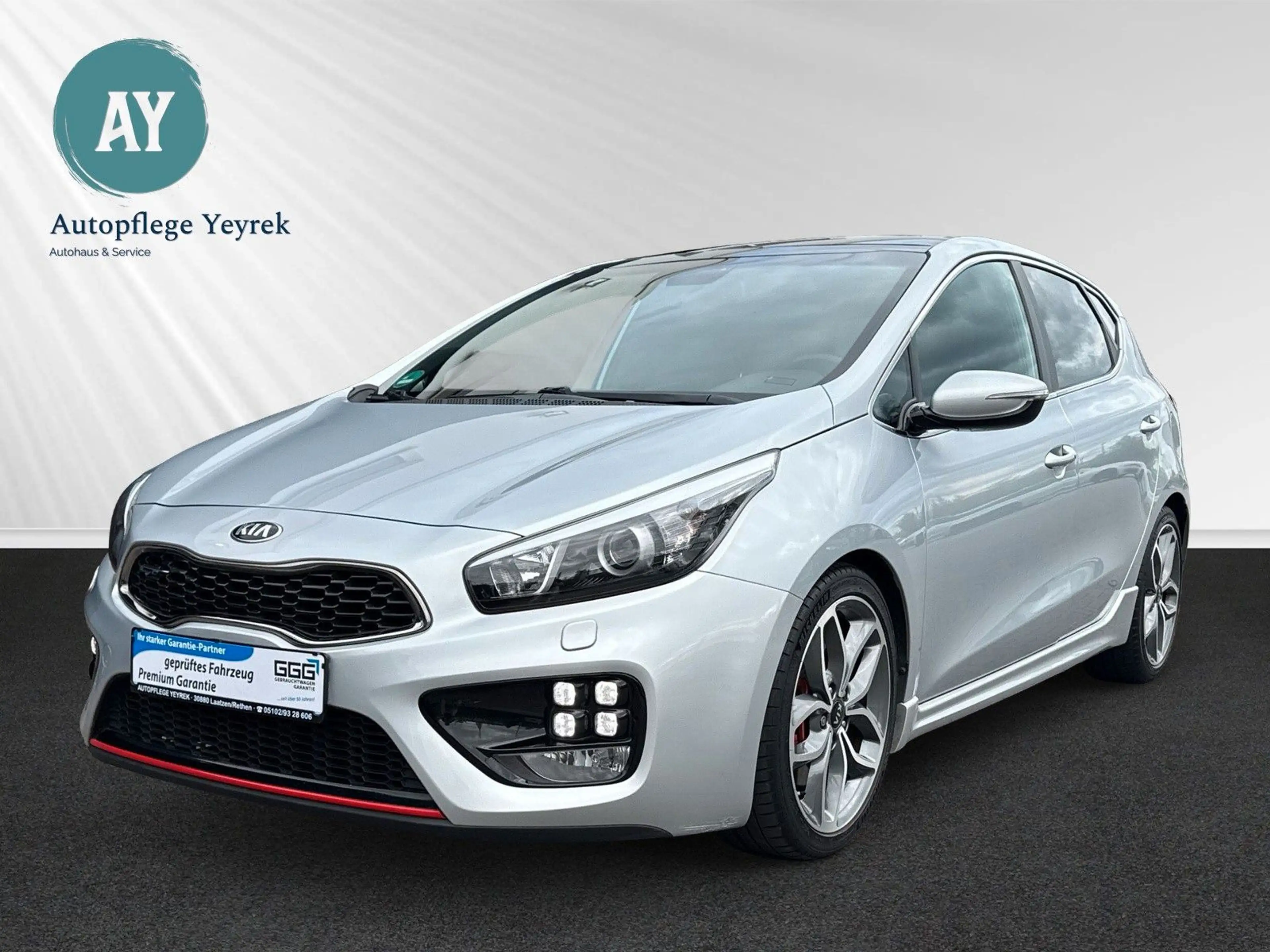 Kia Ceed / cee'd Ceed GT-Track |Panorama|Kamera|Navi|Shz|Xenon|++ — photo 3