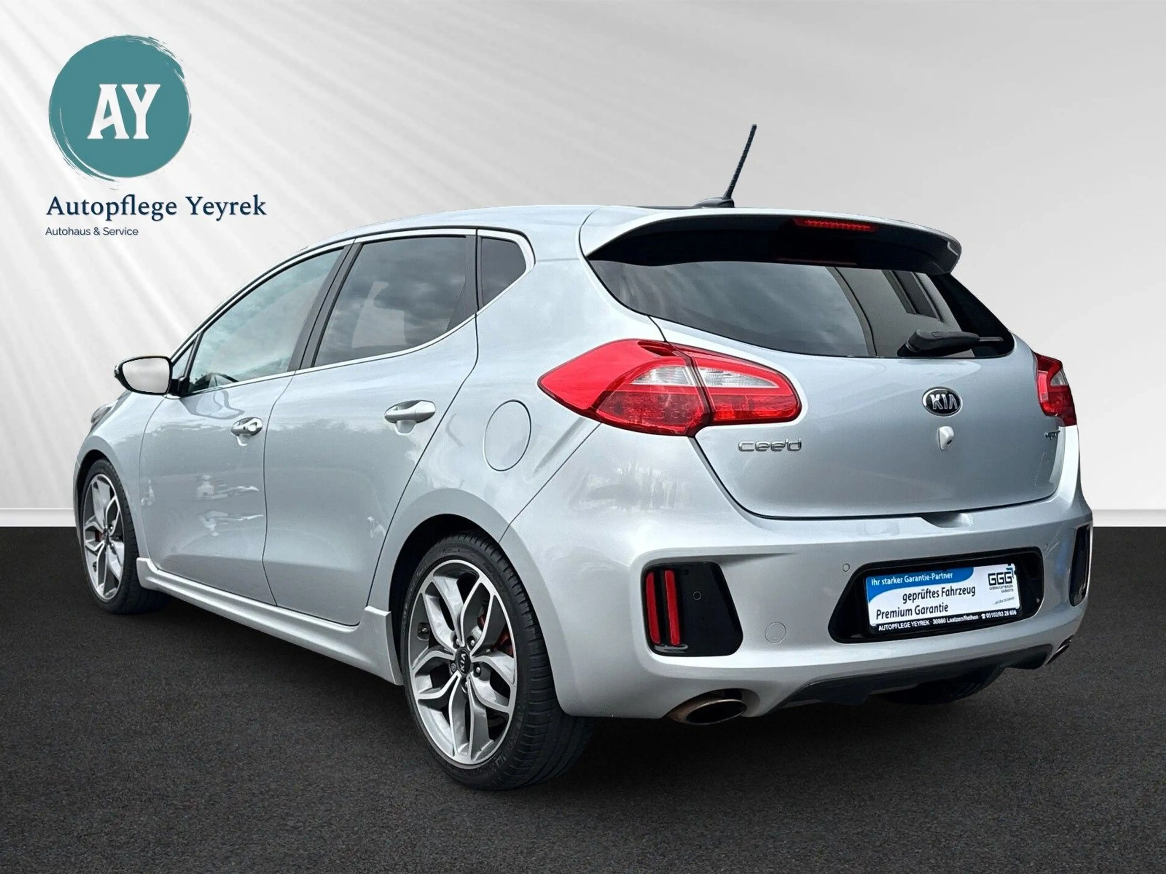 Kia Ceed / cee'd Ceed GT-Track |Panorama|Kamera|Navi|Shz|Xenon|++ — photo 9