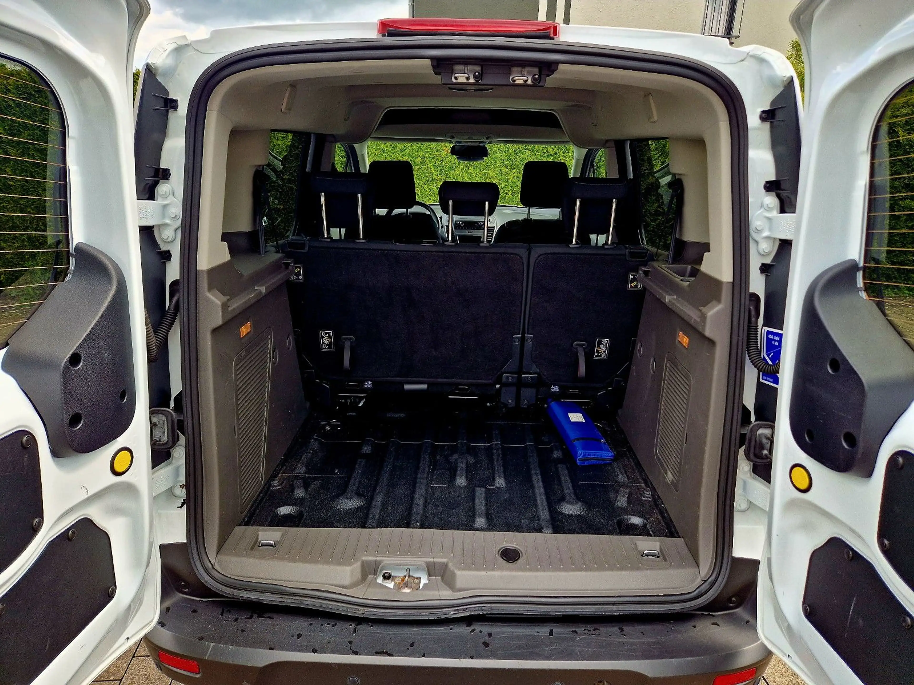 Ford Transit Connect Kombi Trend — photo 14
