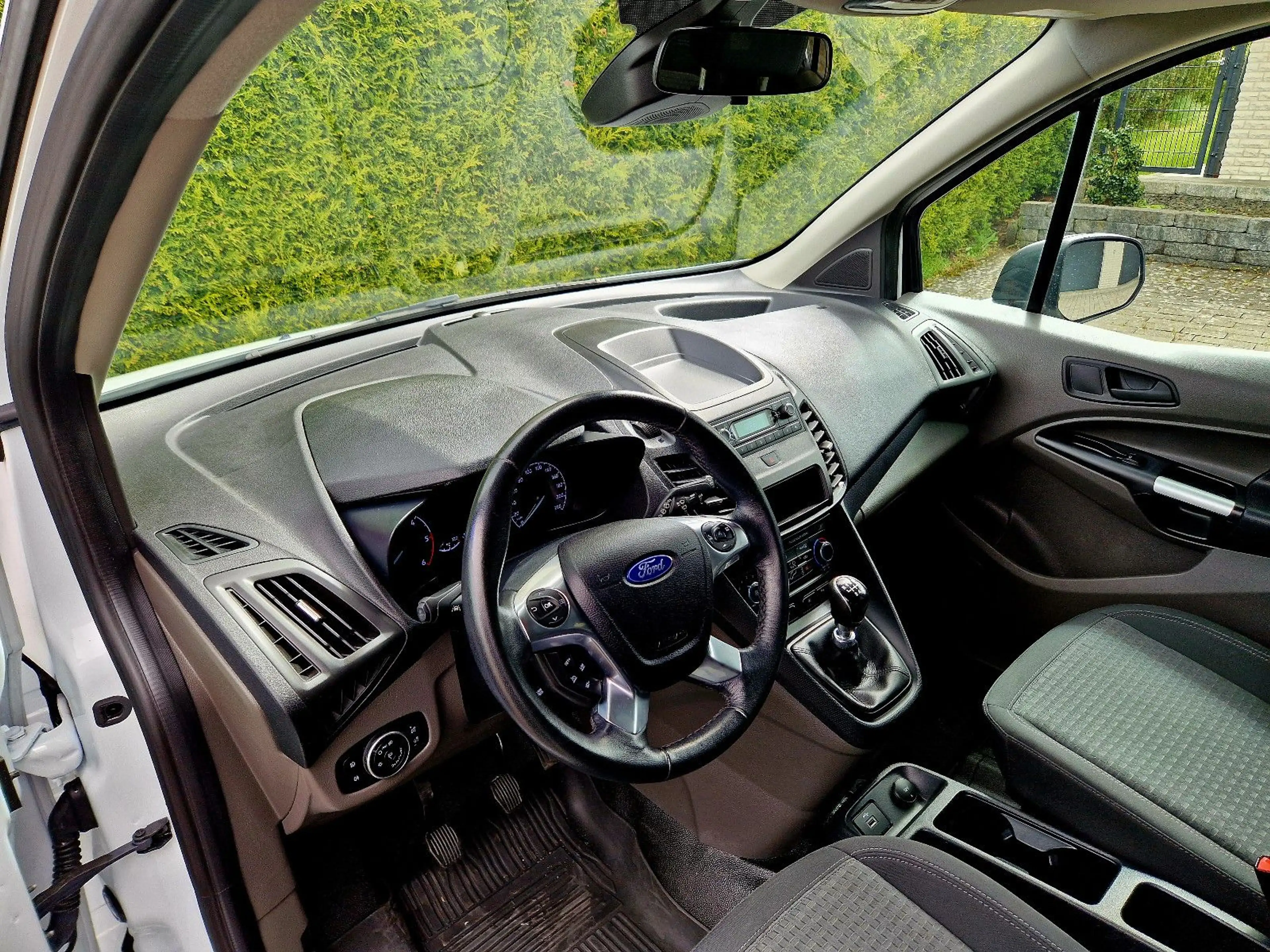 Ford Transit Connect Kombi Trend — photo 11