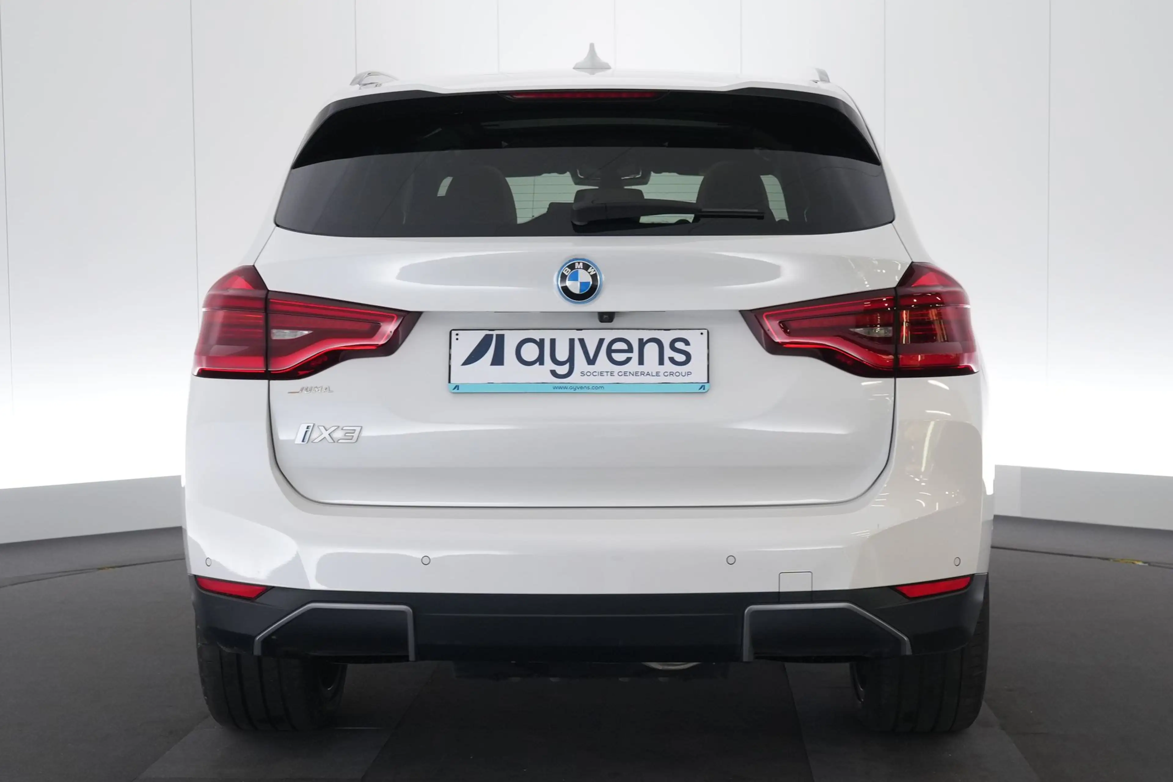 BMW iX3 80 kWh Impressive Dark Shadow LEDER/CUIR Adapt. LE — photo 8